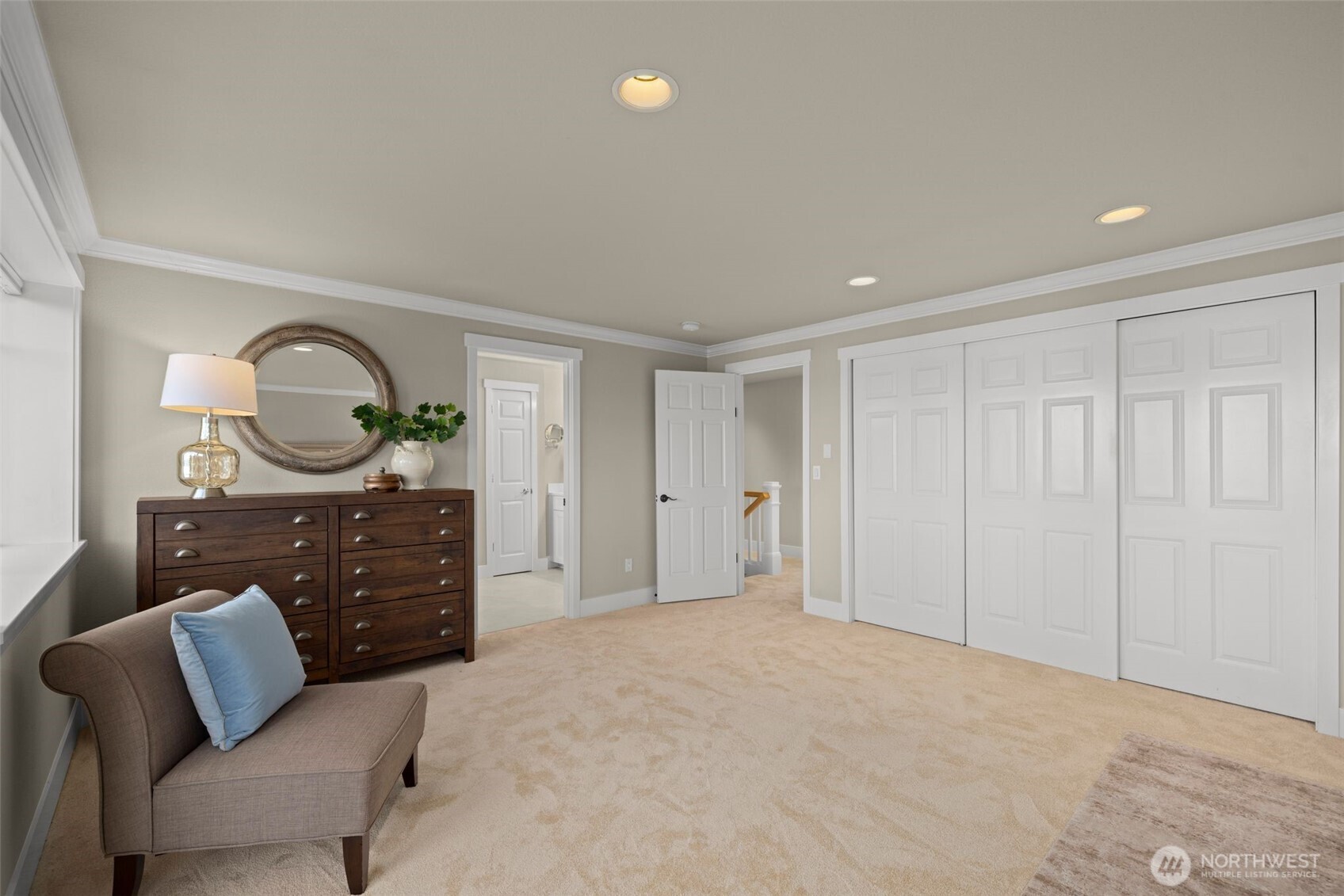18021 Se 40th Place Property Photo 10