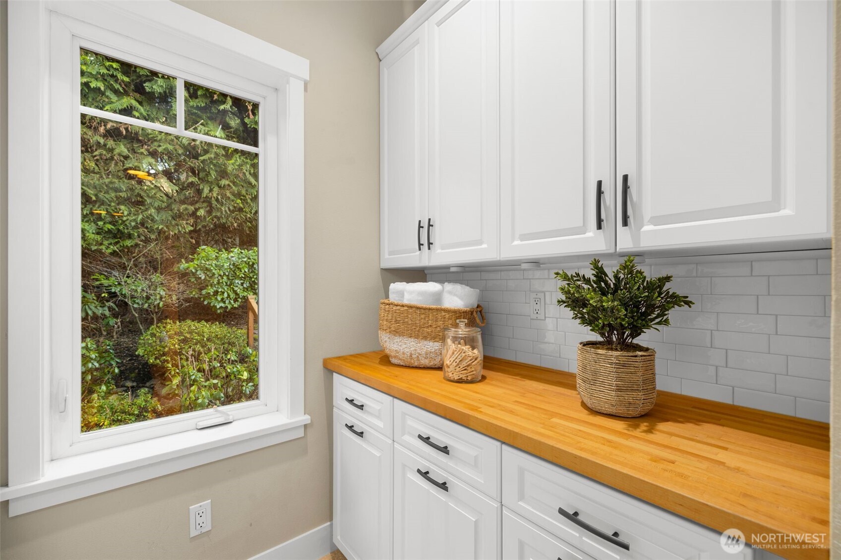 18021 Se 40th Place Property Photo 16