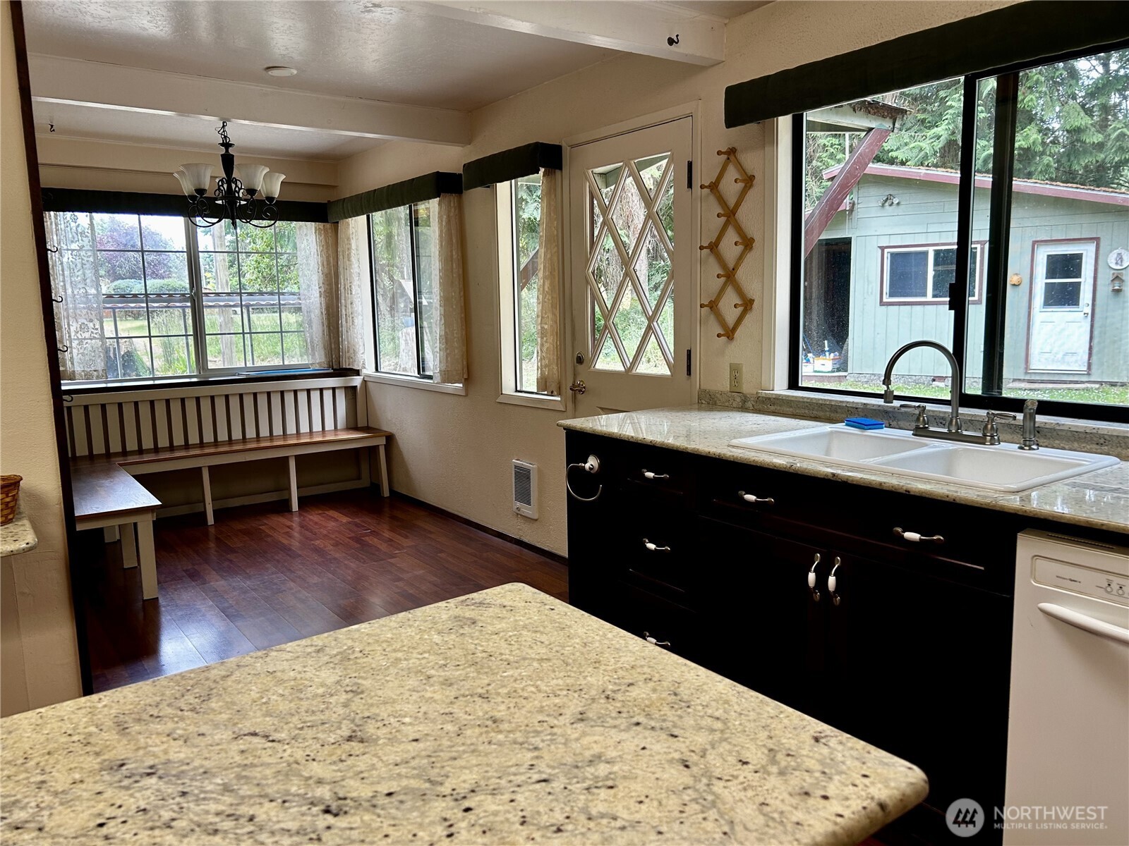 1191 Towne Road Property Photo 5