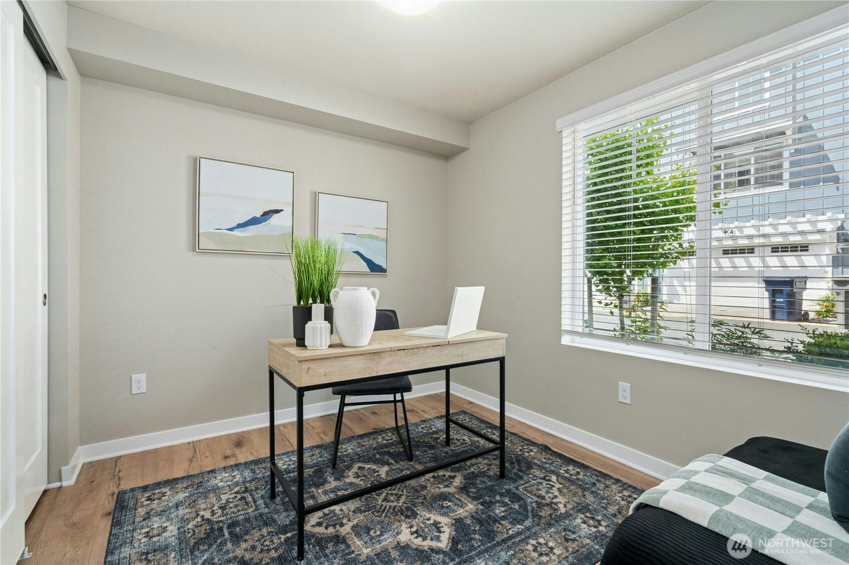13730 Manor Way J6 Property Photo 8