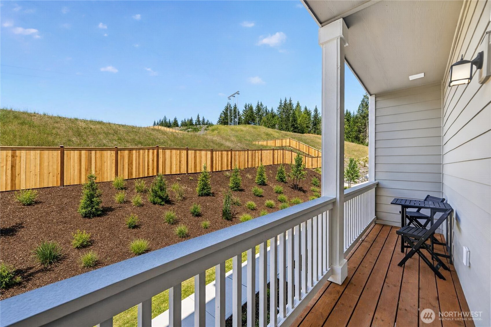 9626 Mineral Avenue Property Photo 4