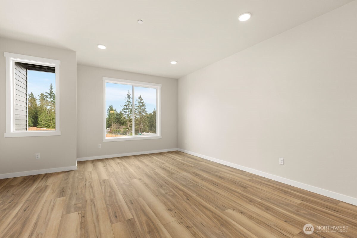 16823 Alder Way L4 Property Photo 15