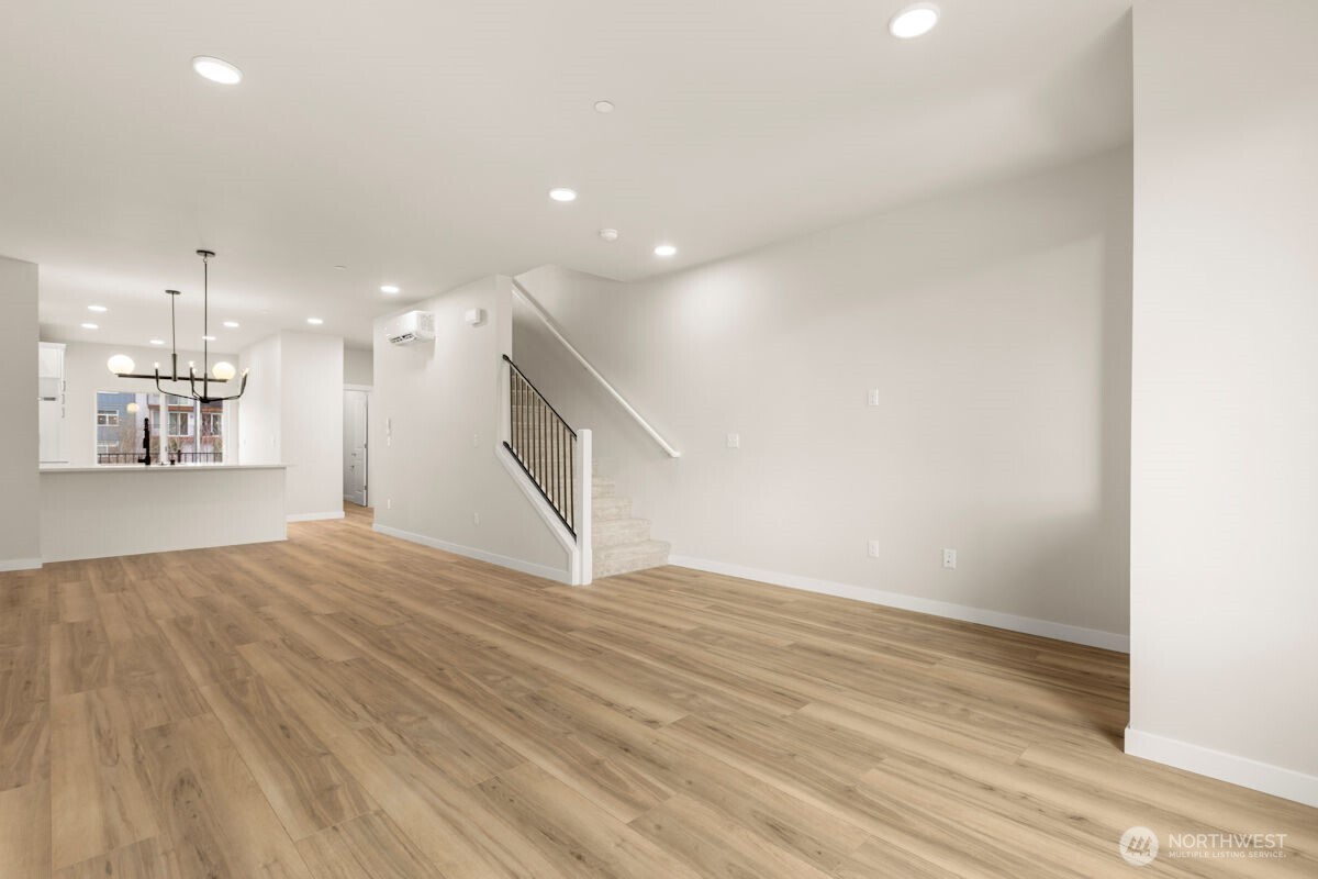16823 Alder Way L4 Property Photo 17