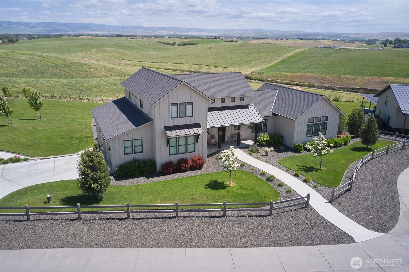 125 Ponderosa Court Property Photo 1