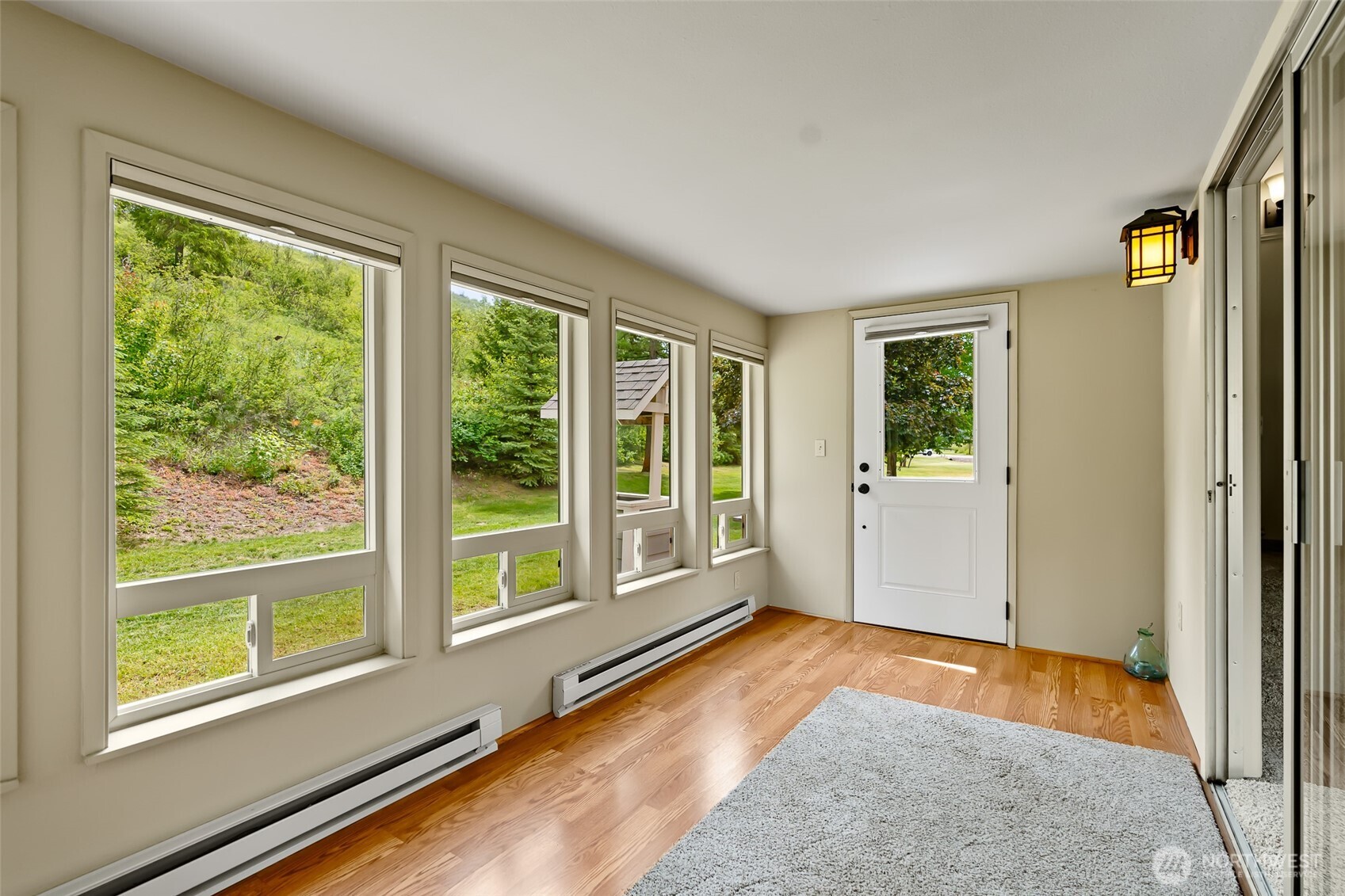 370 Burke Road Property Photo 25