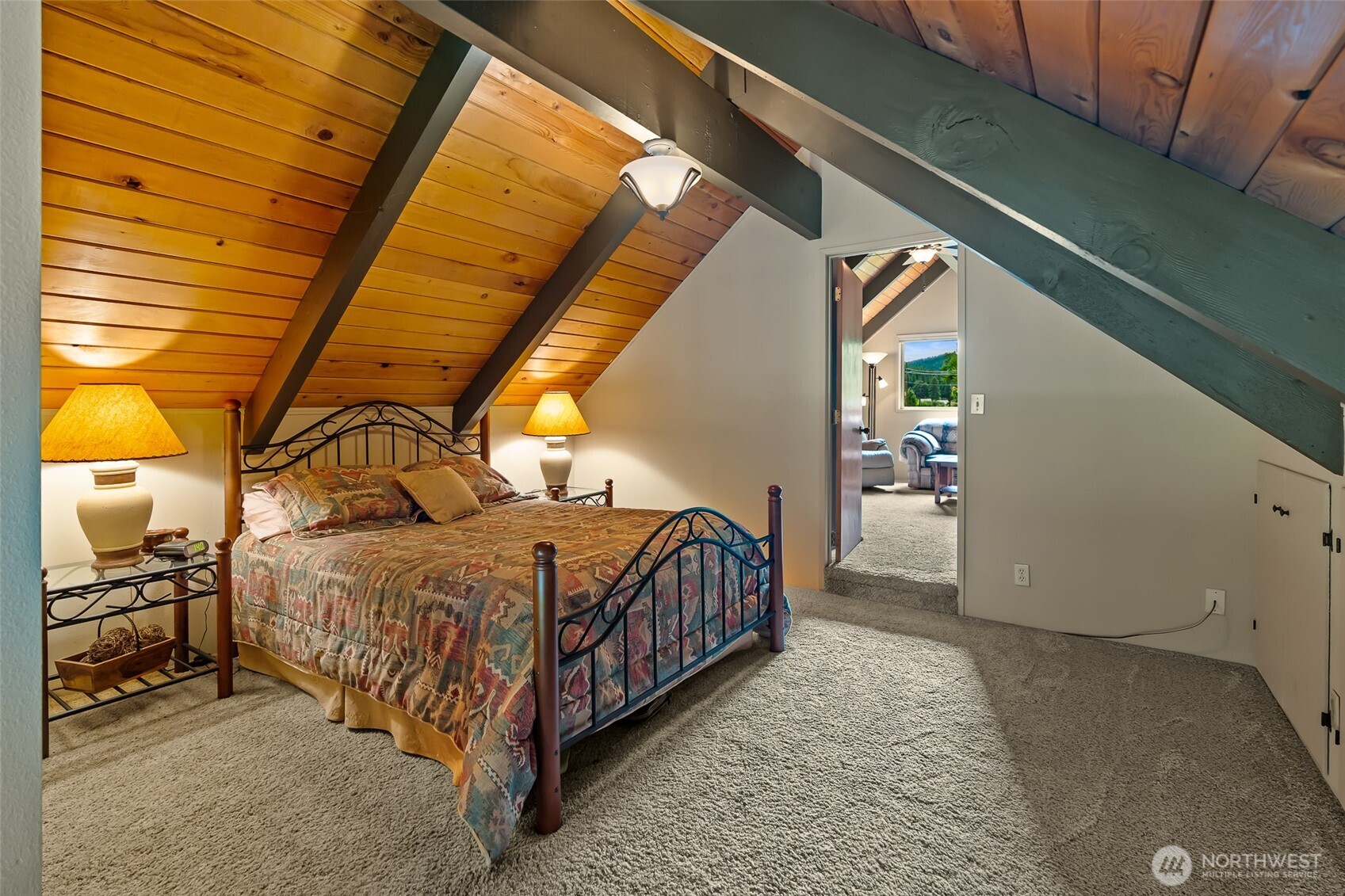 370 Burke Road Property Photo 30