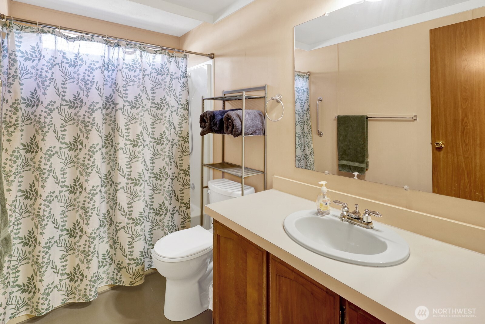 425 N Chuckanut Drive 42 Property Photo 11