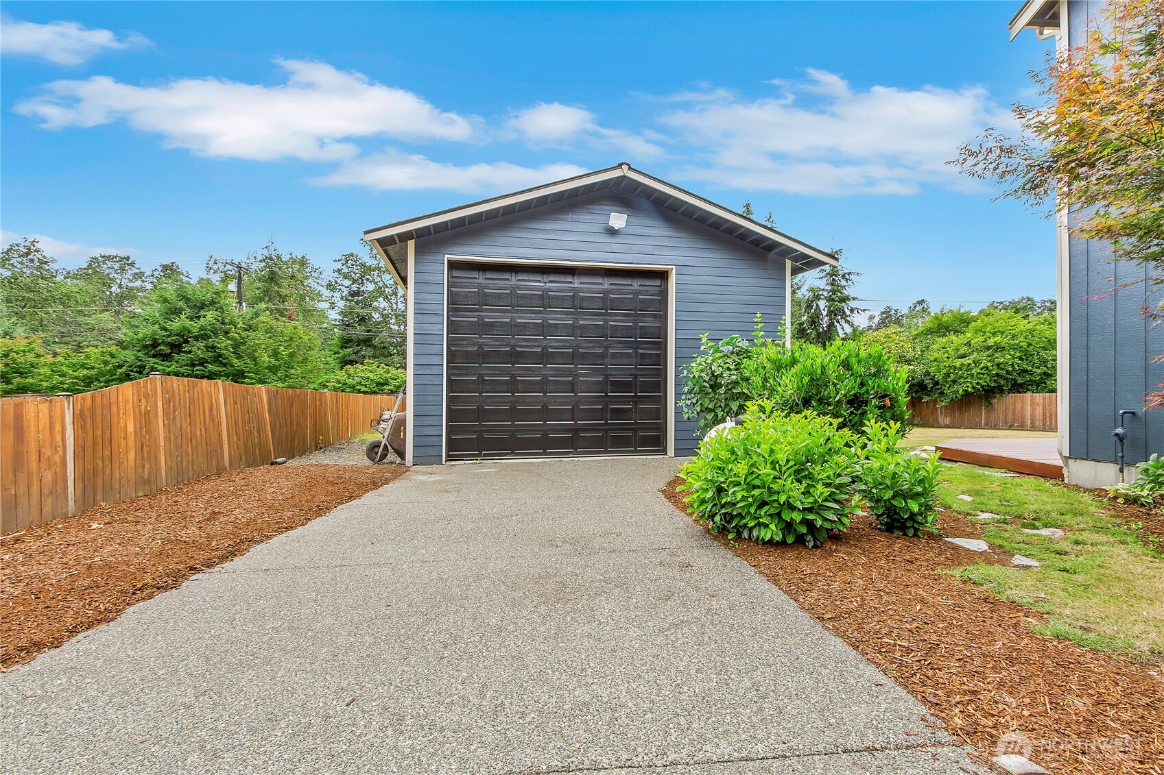5405 Braywood Lane Property Photo 4