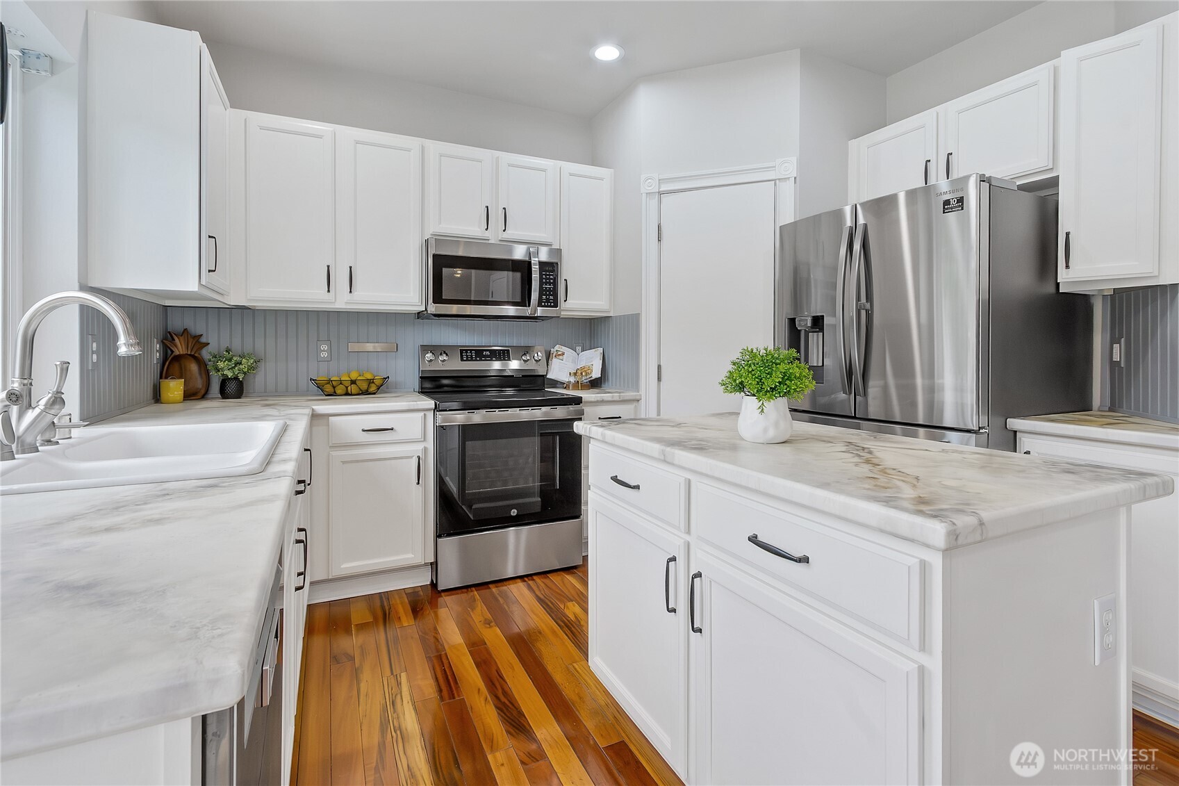 5405 Braywood Lane Property Photo 12