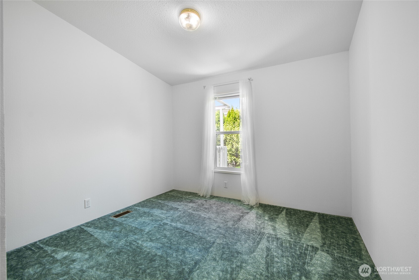 14727 43rd Avenue 98 Property Photo 12
