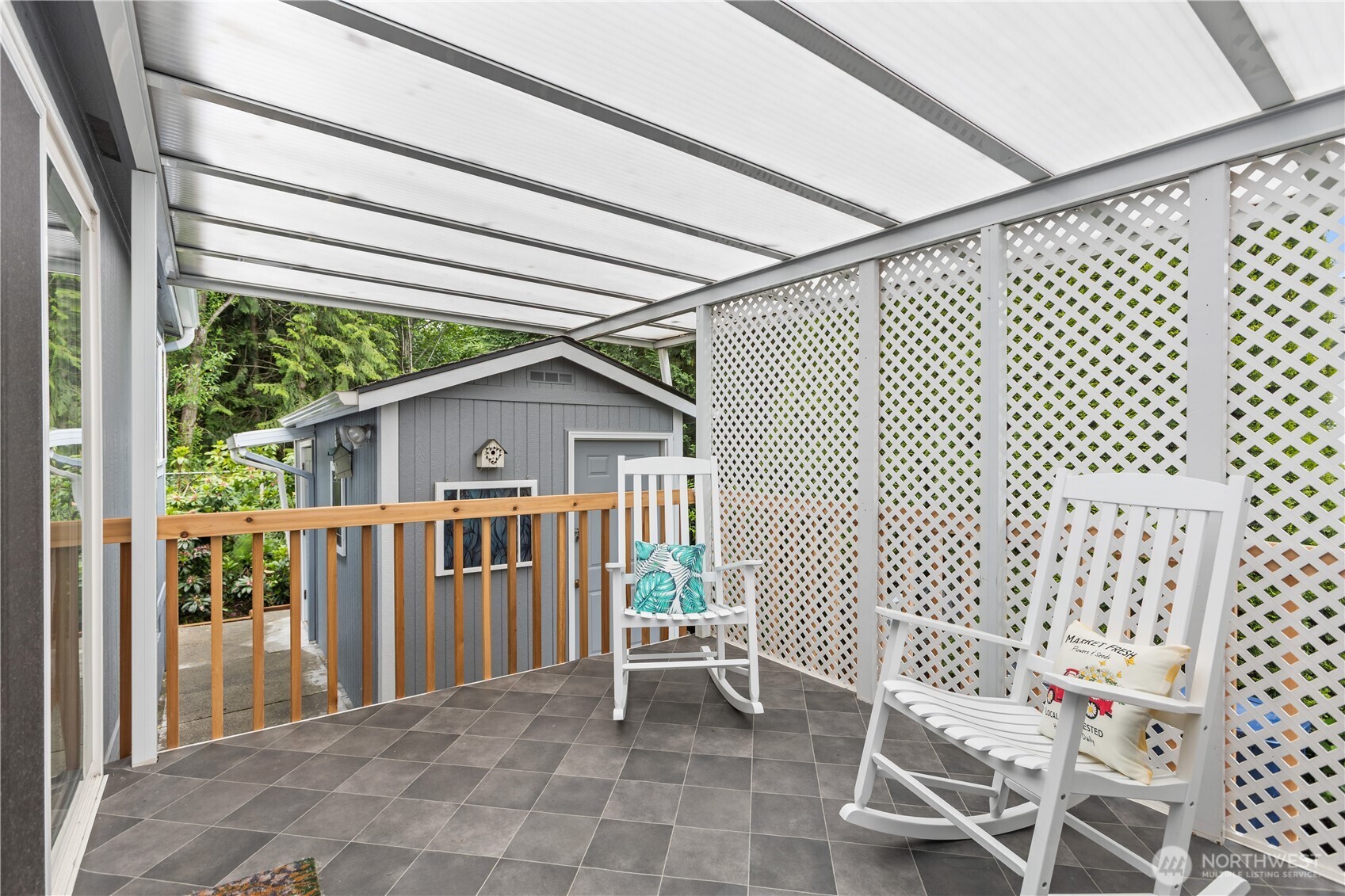 14727 43rd Avenue 6 Property Photo 27