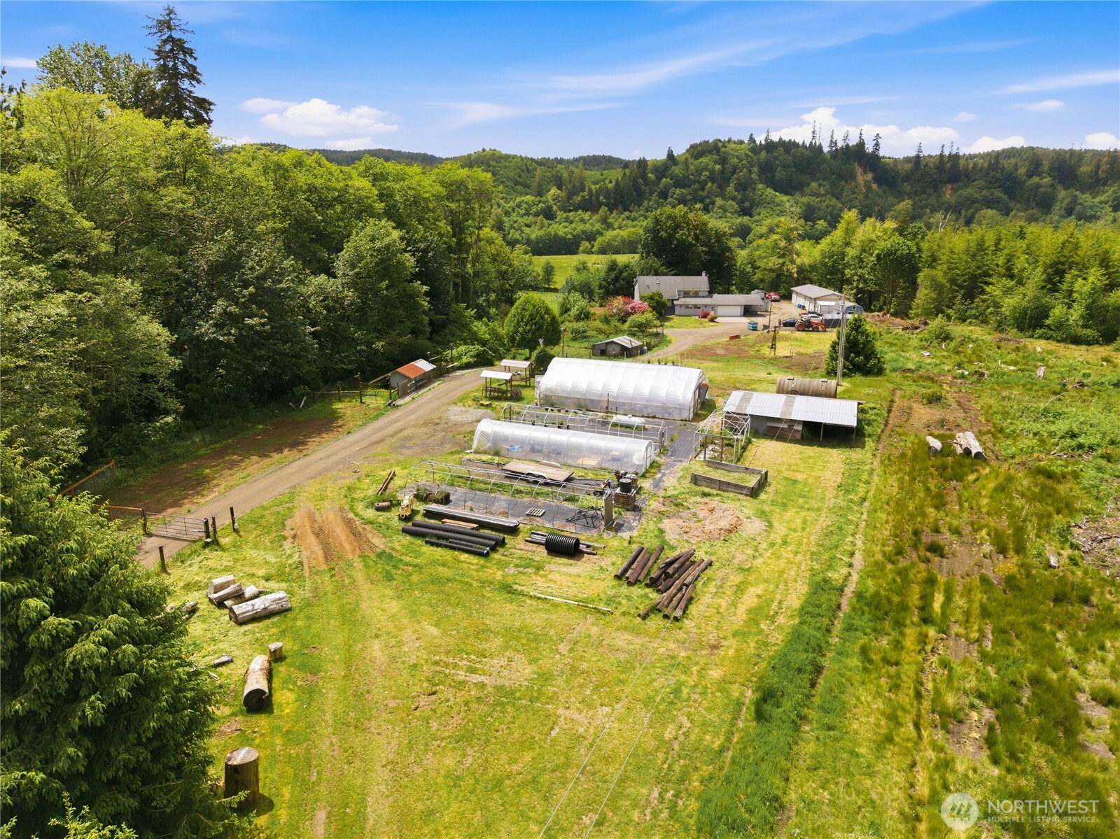 1381 Wynooche Valley Road Property Photo 2