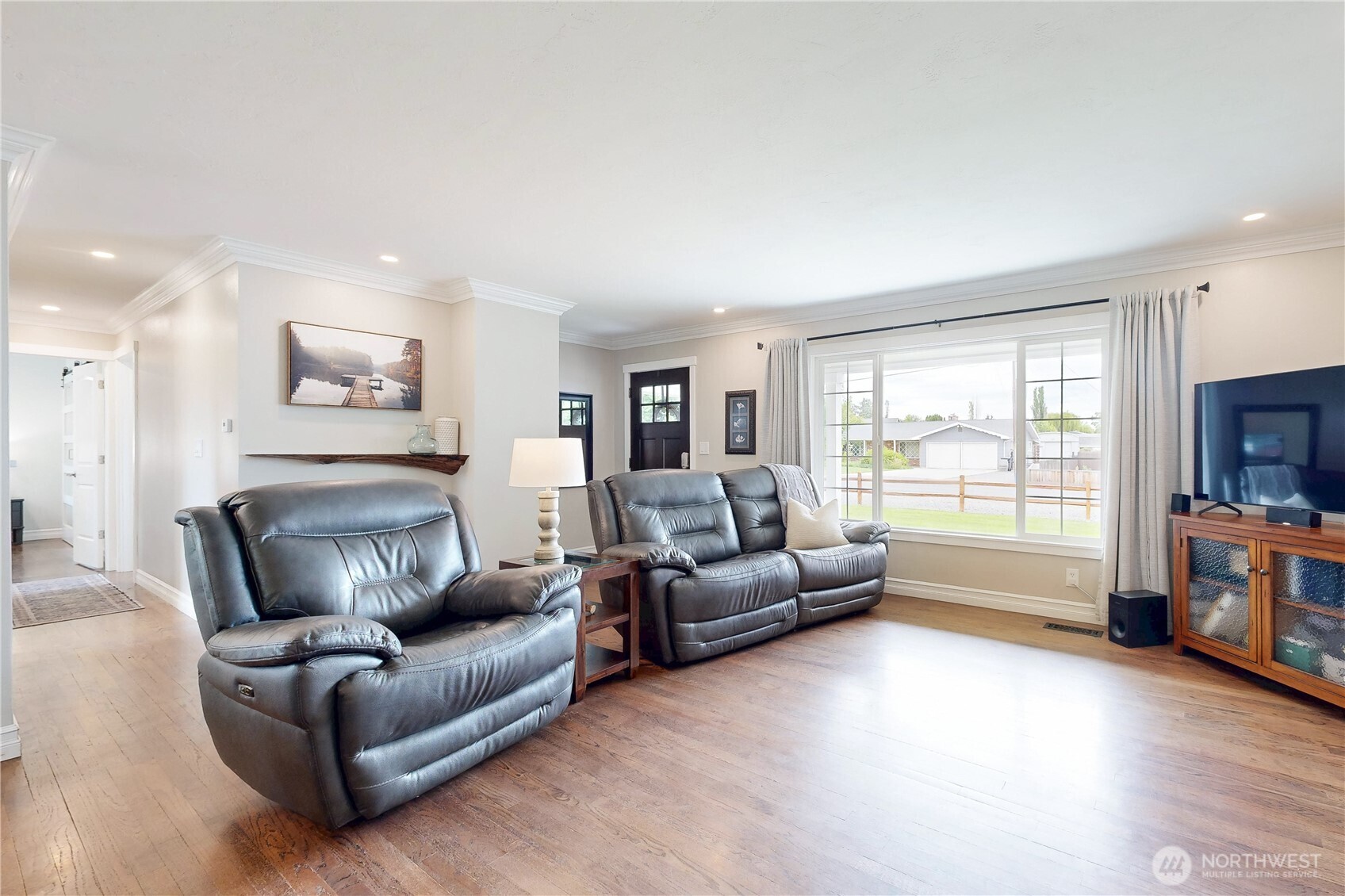 1625 Reser Road Property Photo 3