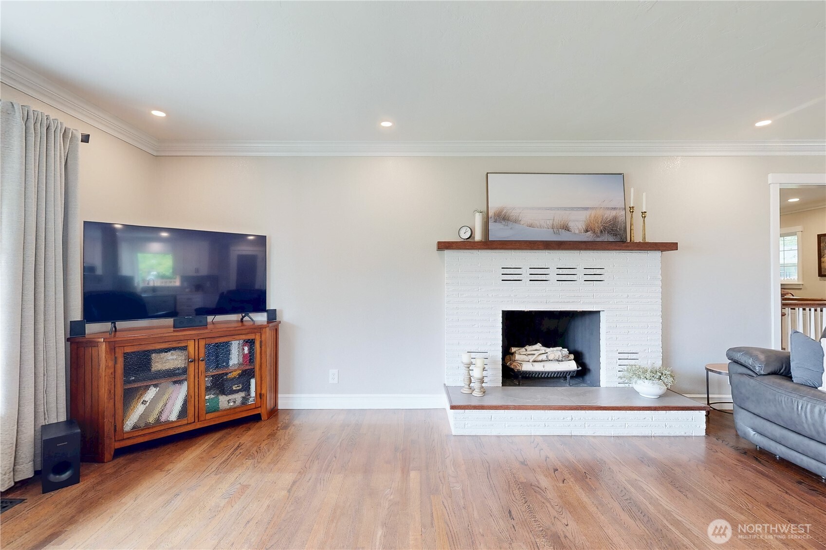 1625 Reser Road Property Photo 4