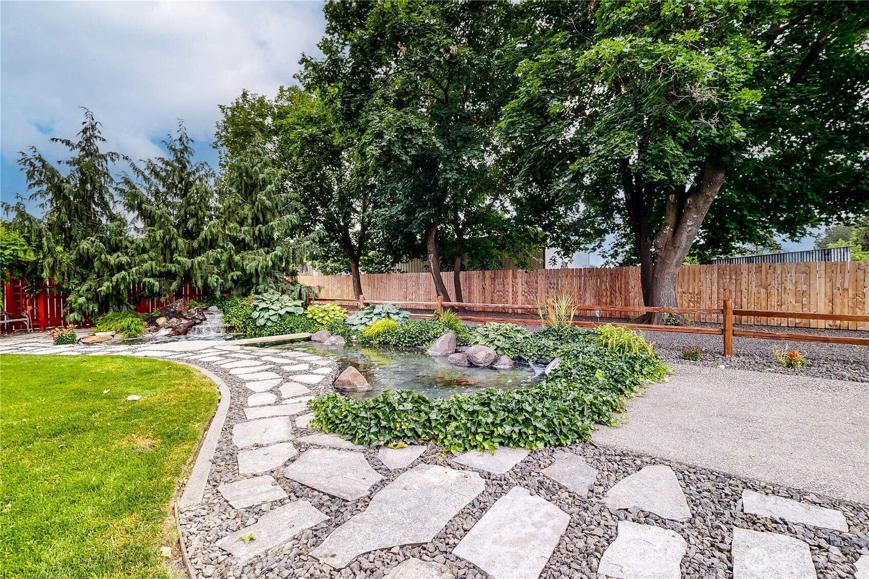 1625 Reser Road Property Photo 31