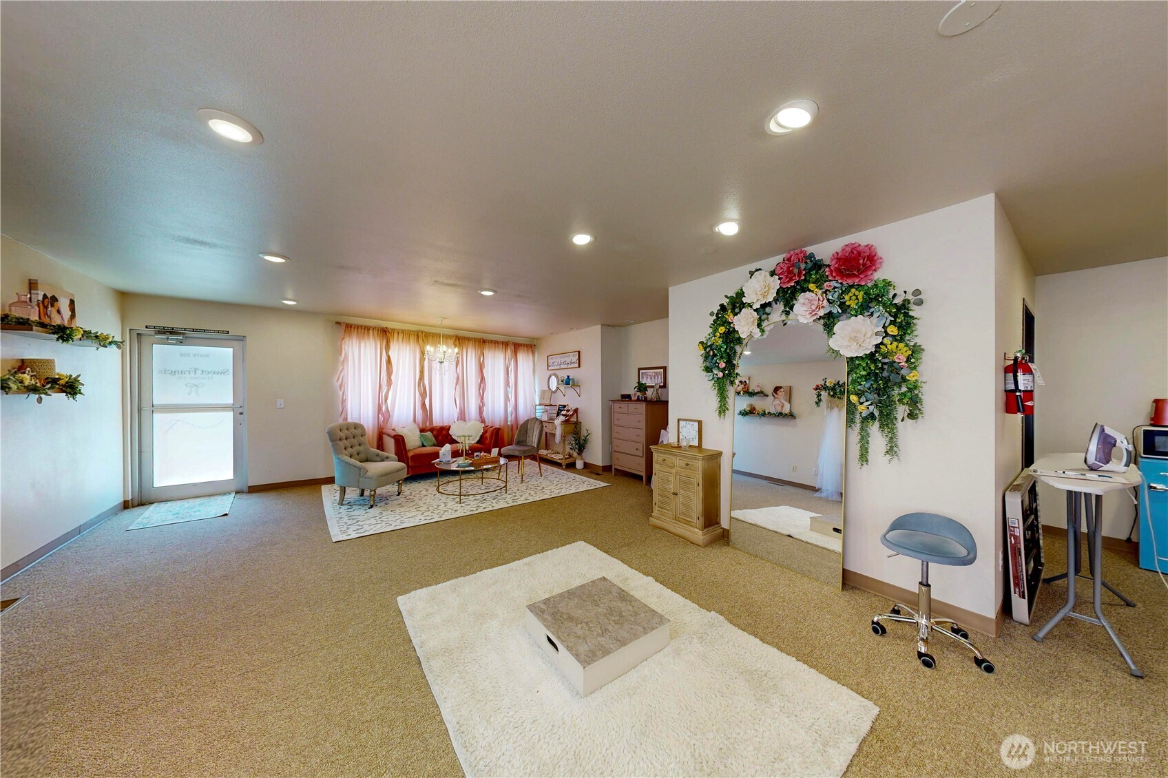 510 Custer Way Property Photo 12