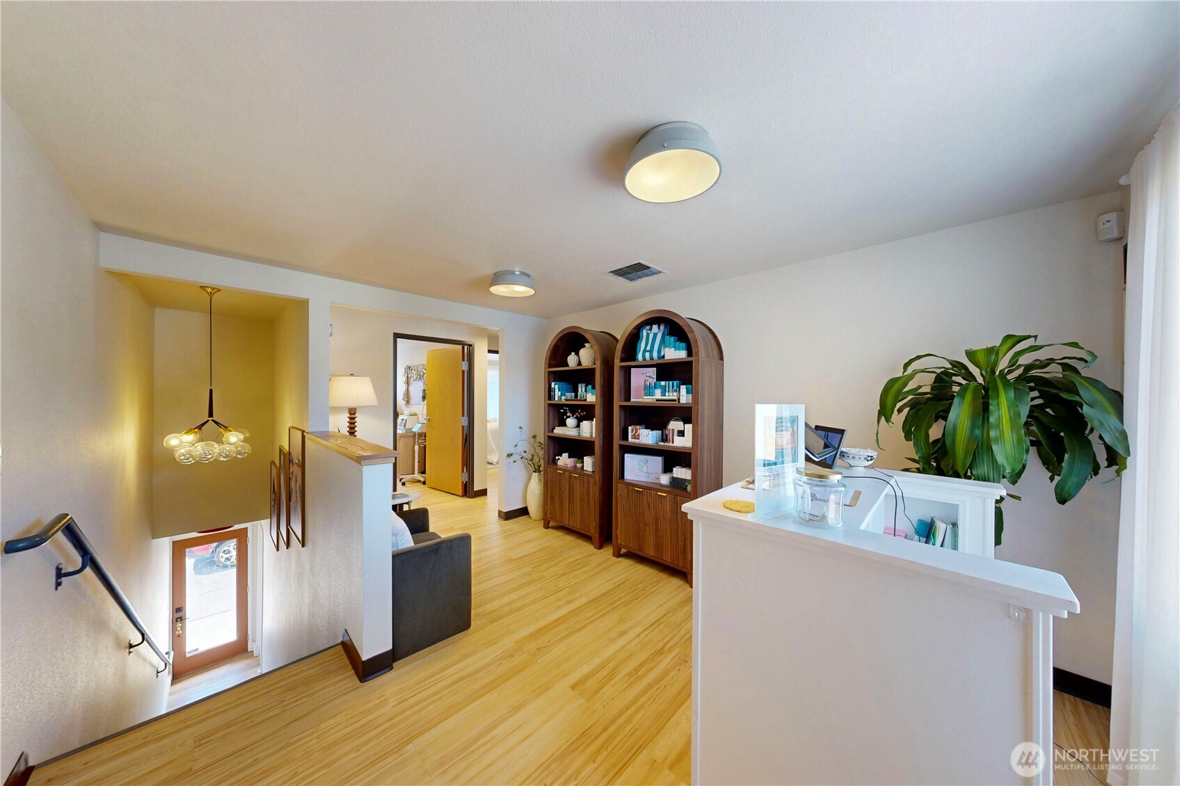 510 Custer Way Property Photo 13