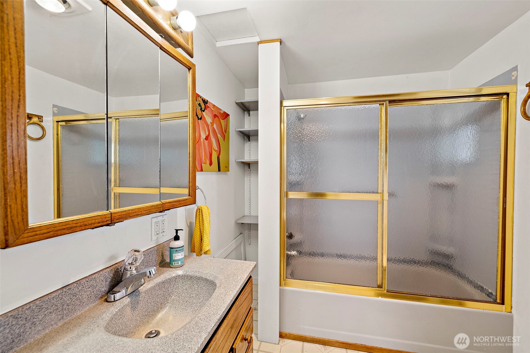 10346 Midvale Avenue Property Photo 15
