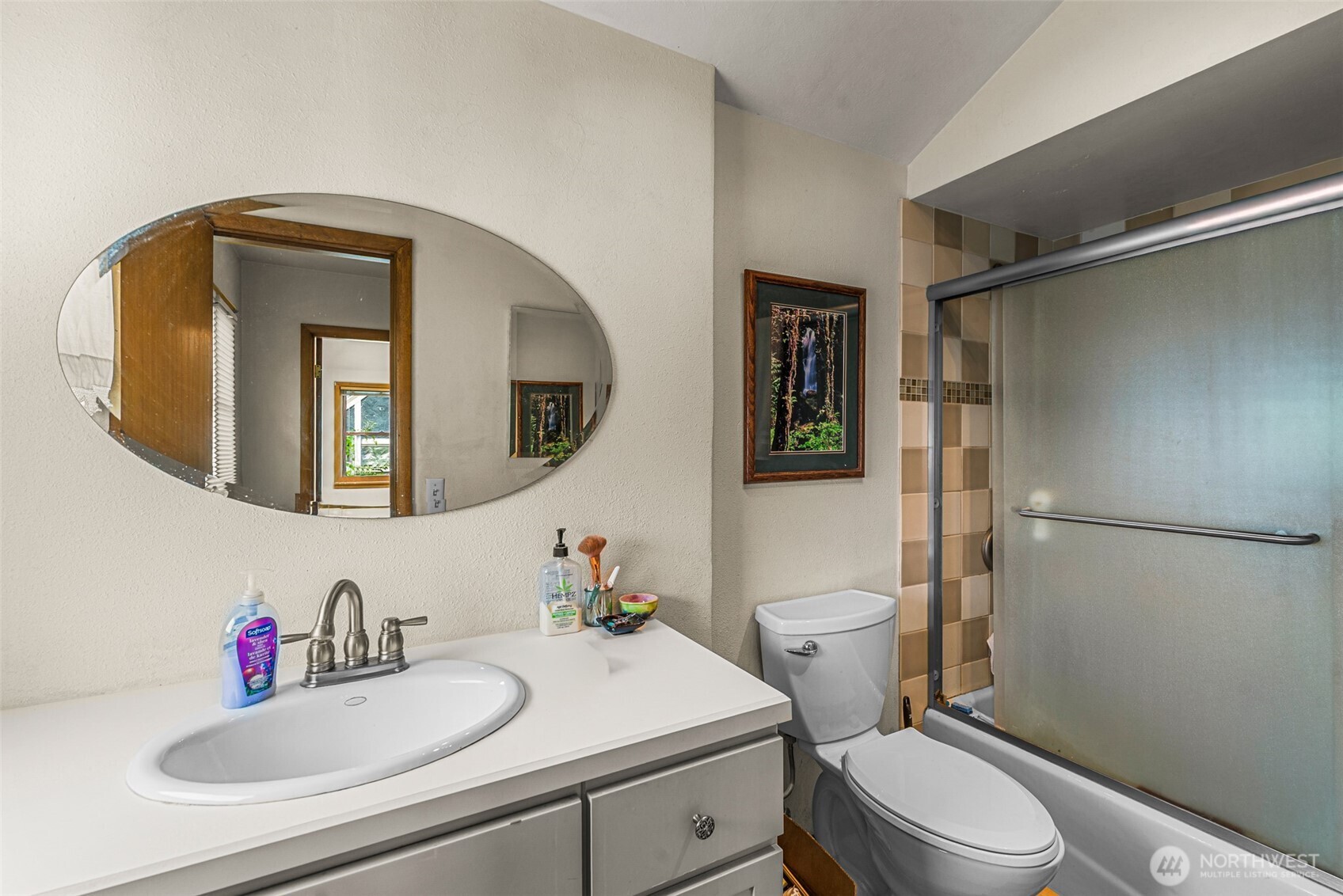 19 N Garfield Avenue Property Photo 16