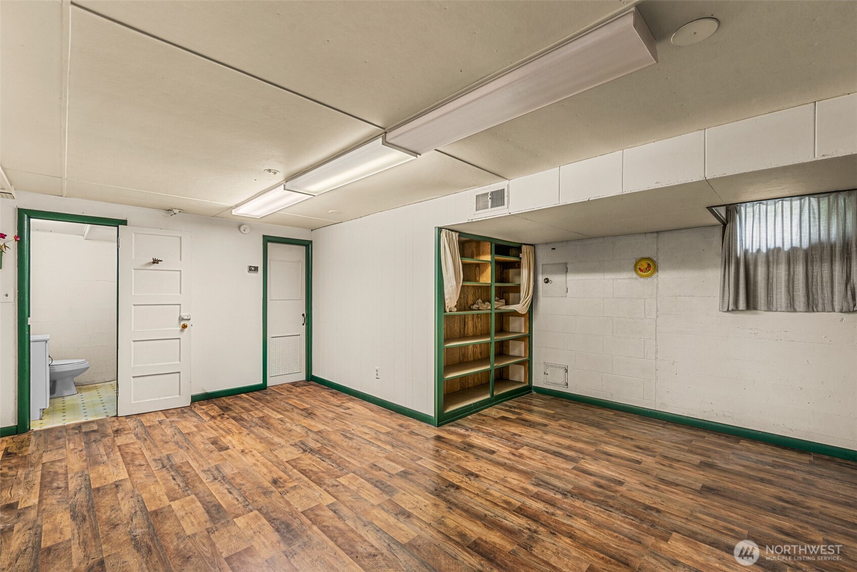 19 N Garfield Avenue Property Photo 19