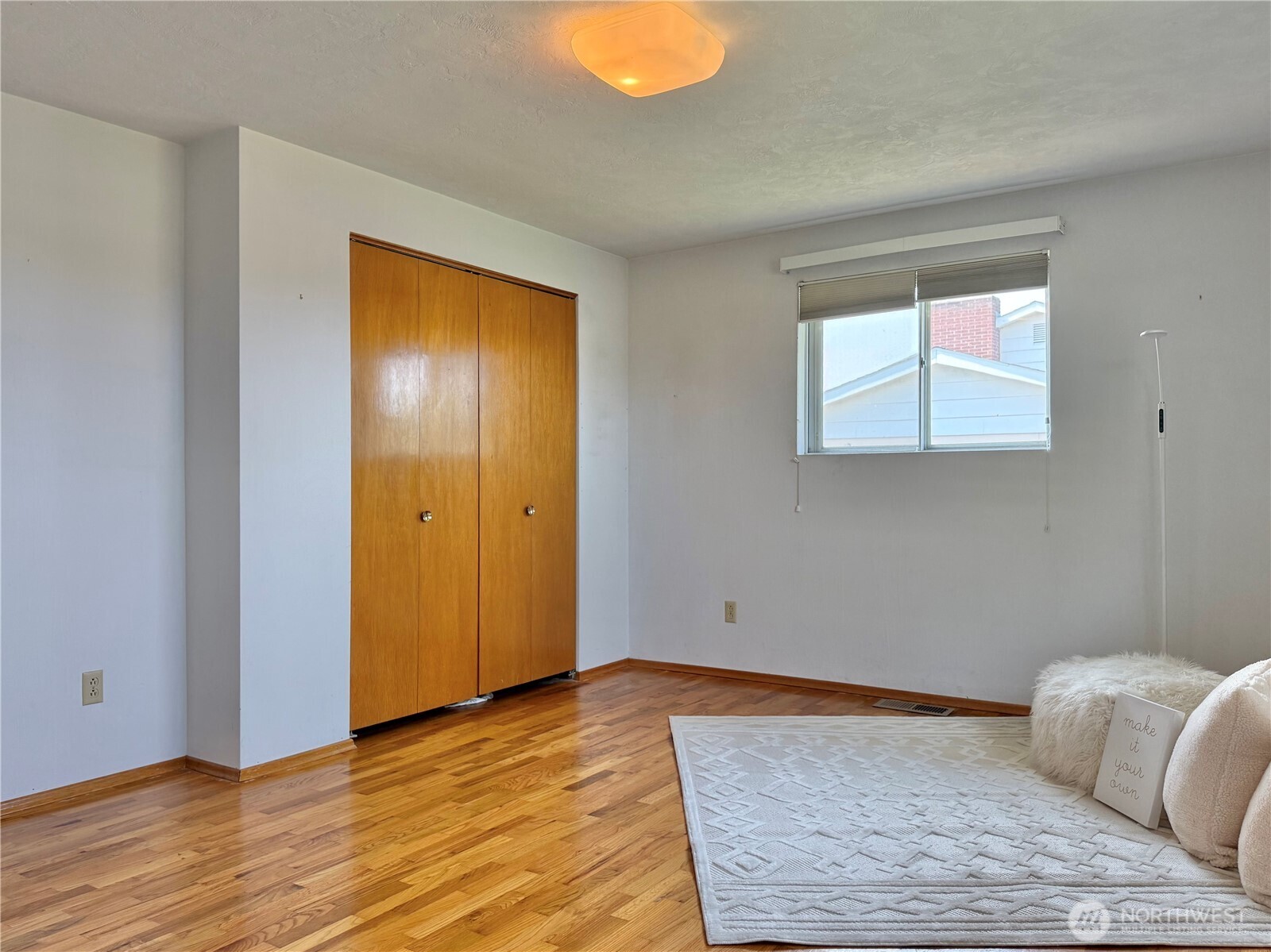 3903 W Nixon Street Property Photo 9