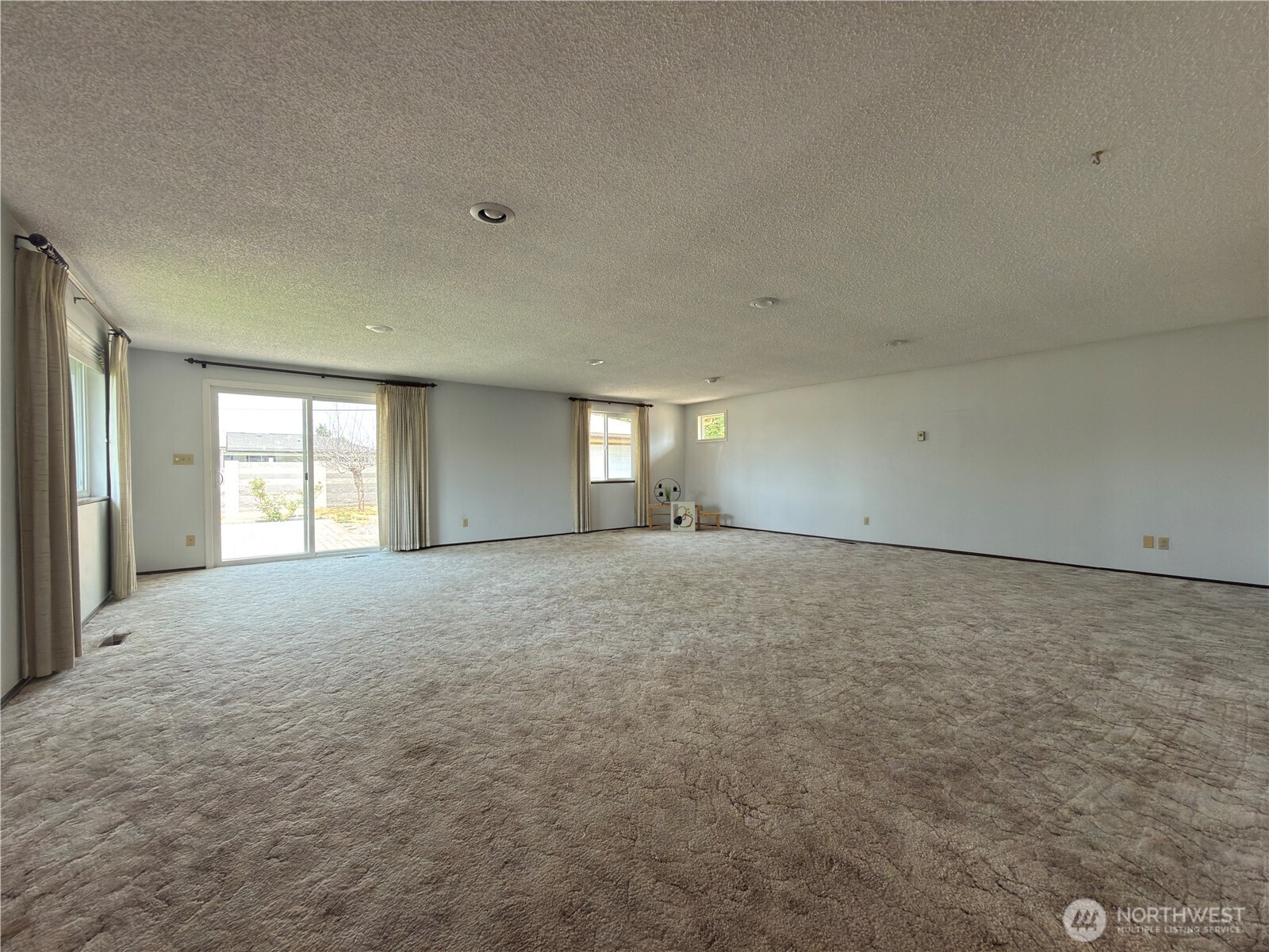 3903 W Nixon Street Property Photo 19