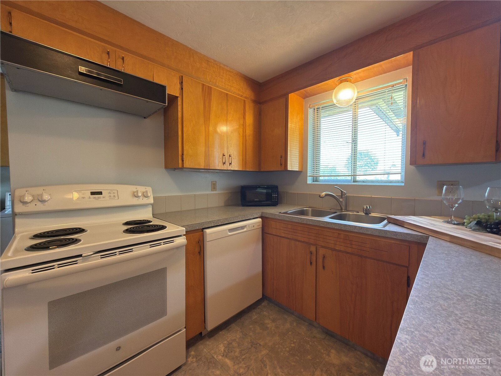 3903 W Nixon Street Property Photo 21