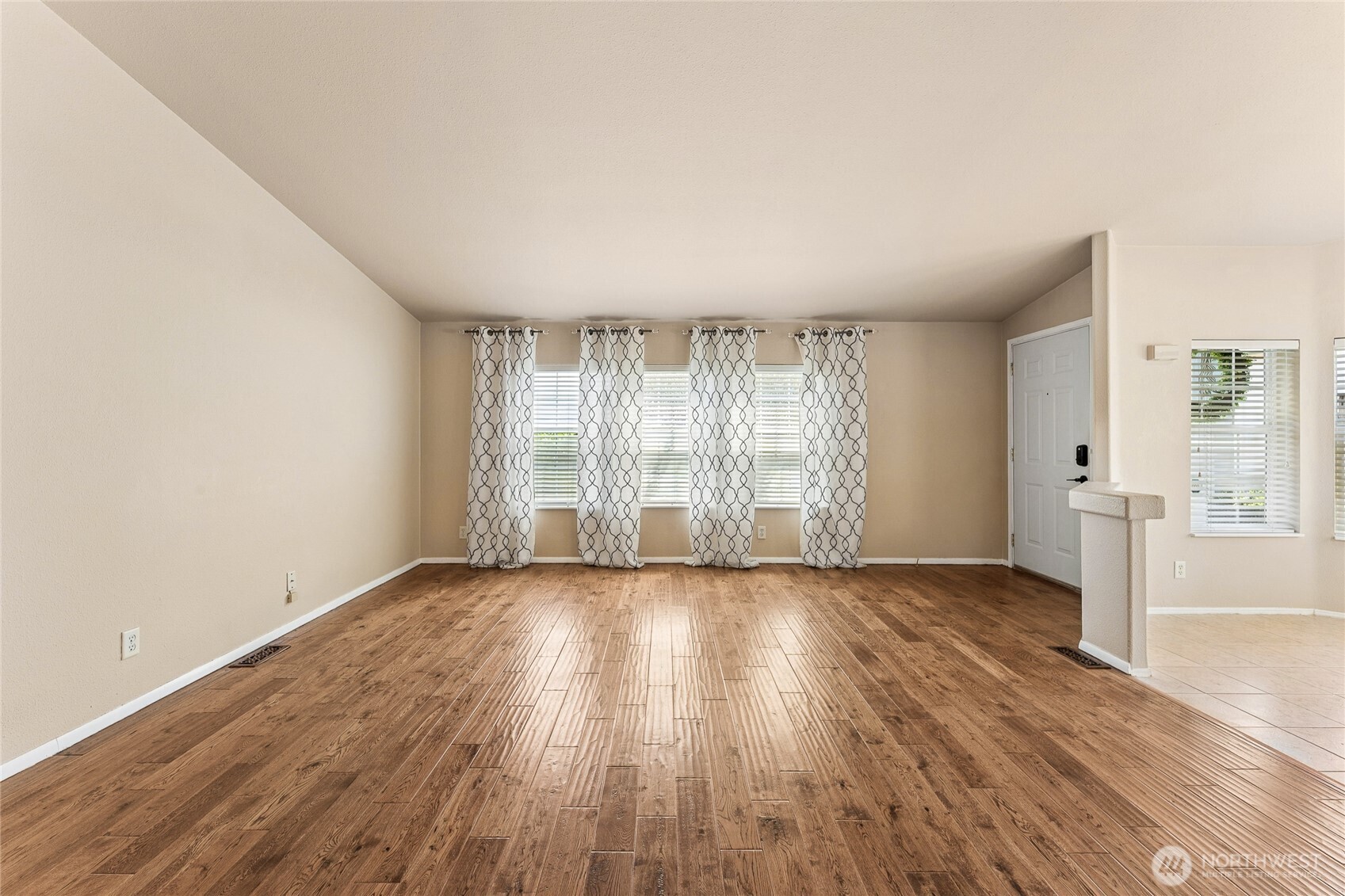 17626 21st Avenue 48 Property Photo 8