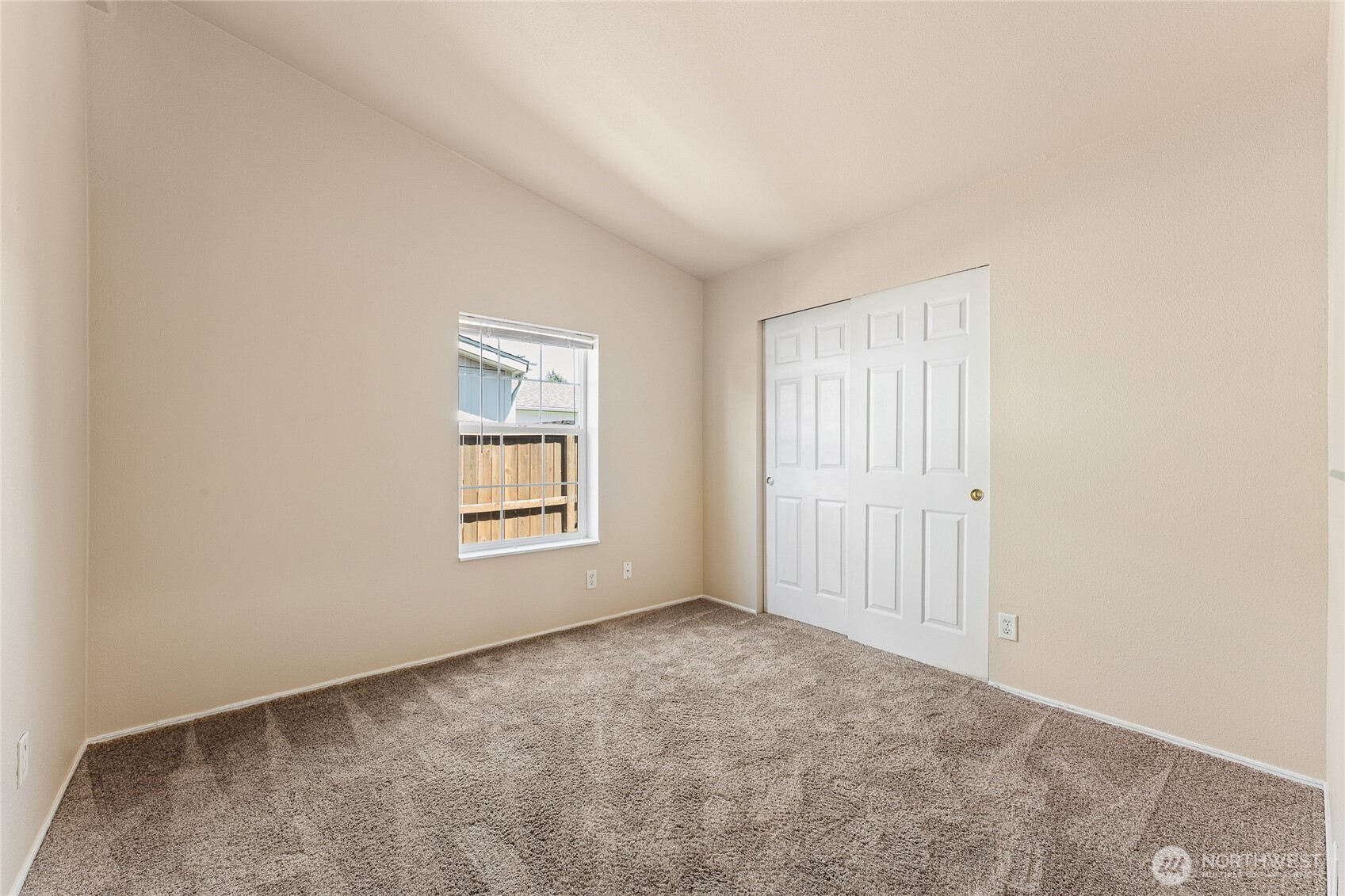 17626 21st Avenue 48 Property Photo 23