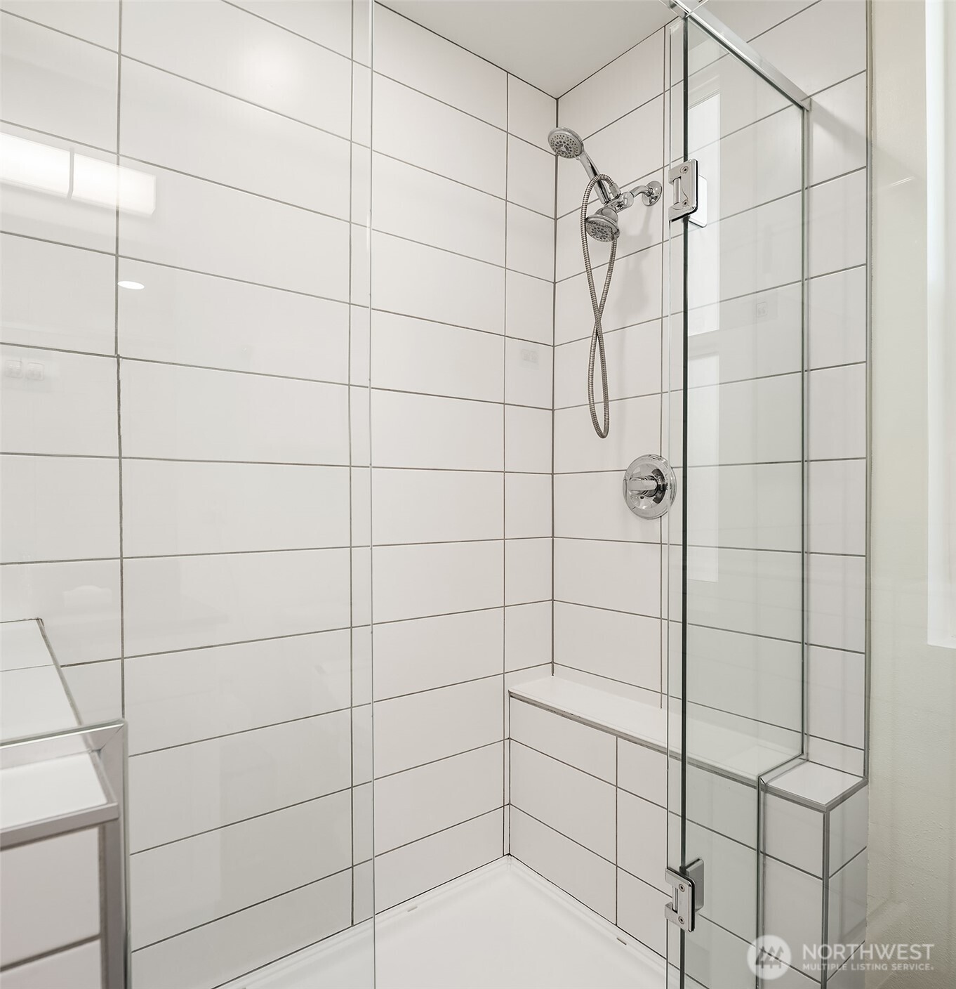 5562 15th Avenue Property Photo 18