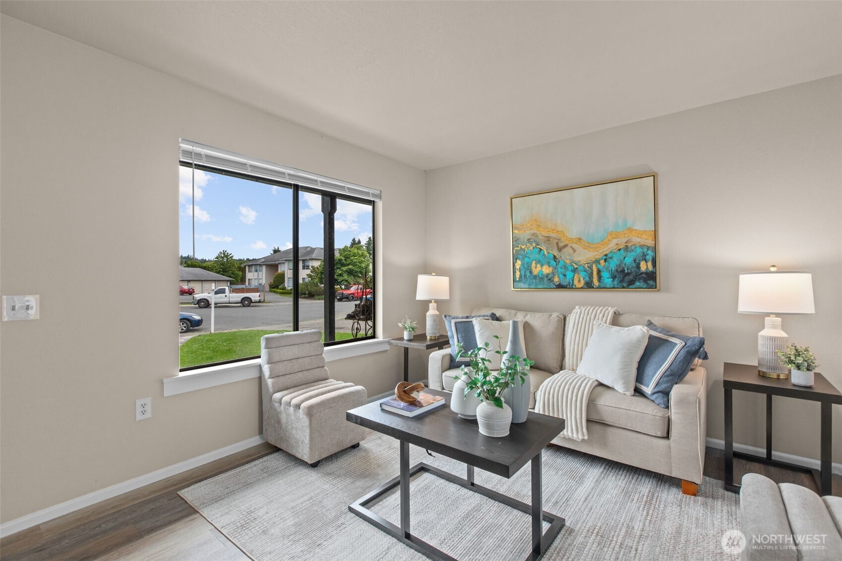 18440 Killarney Circle Property Photo 3