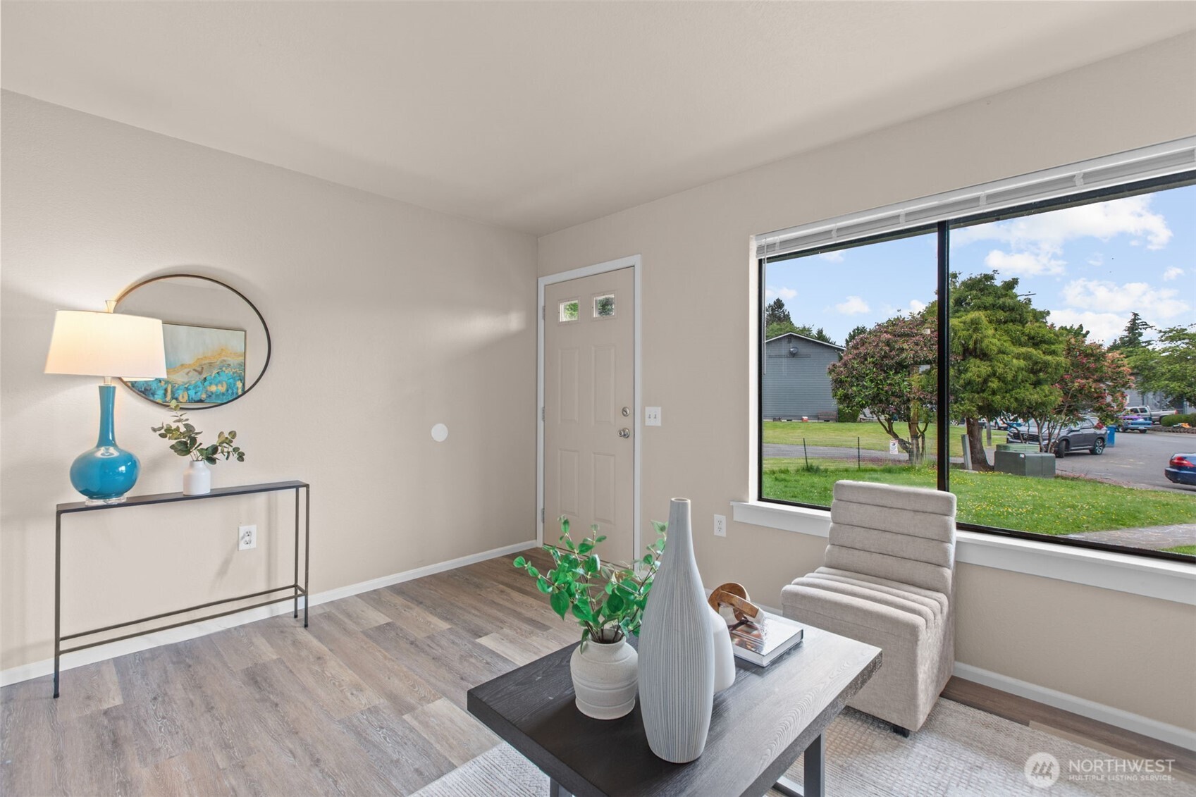 18440 Killarney Circle Property Photo 4