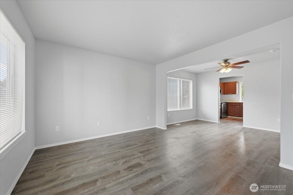1425 186th Street Ct Property Photo 6