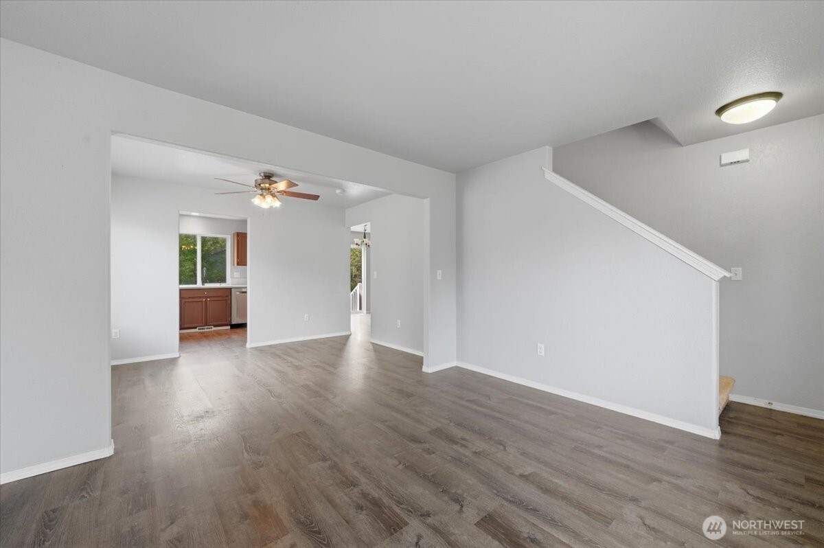 1425 186th Street Ct Property Photo 7