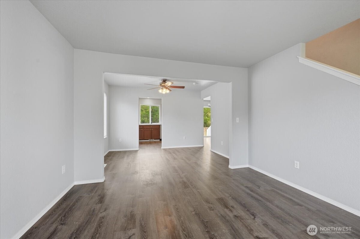 1425 186th Street Ct Property Photo 9