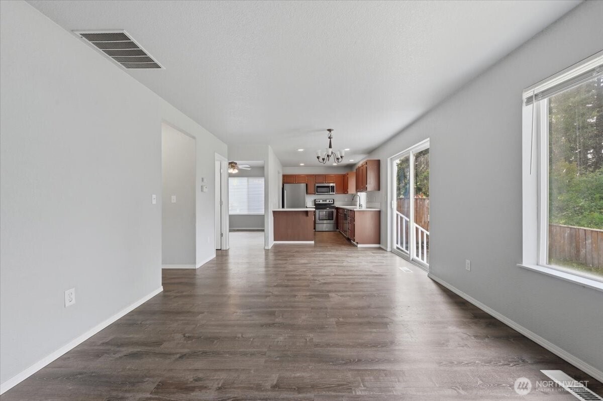 1425 186th Street Ct Property Photo 20