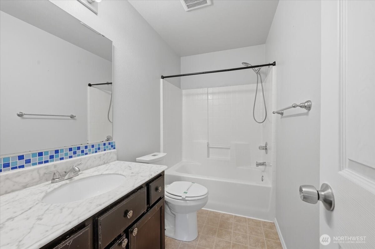 1425 186th Street Ct Property Photo 28