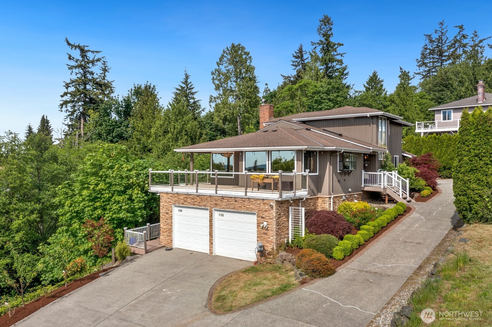 1133 8th Drive Property Photo 1