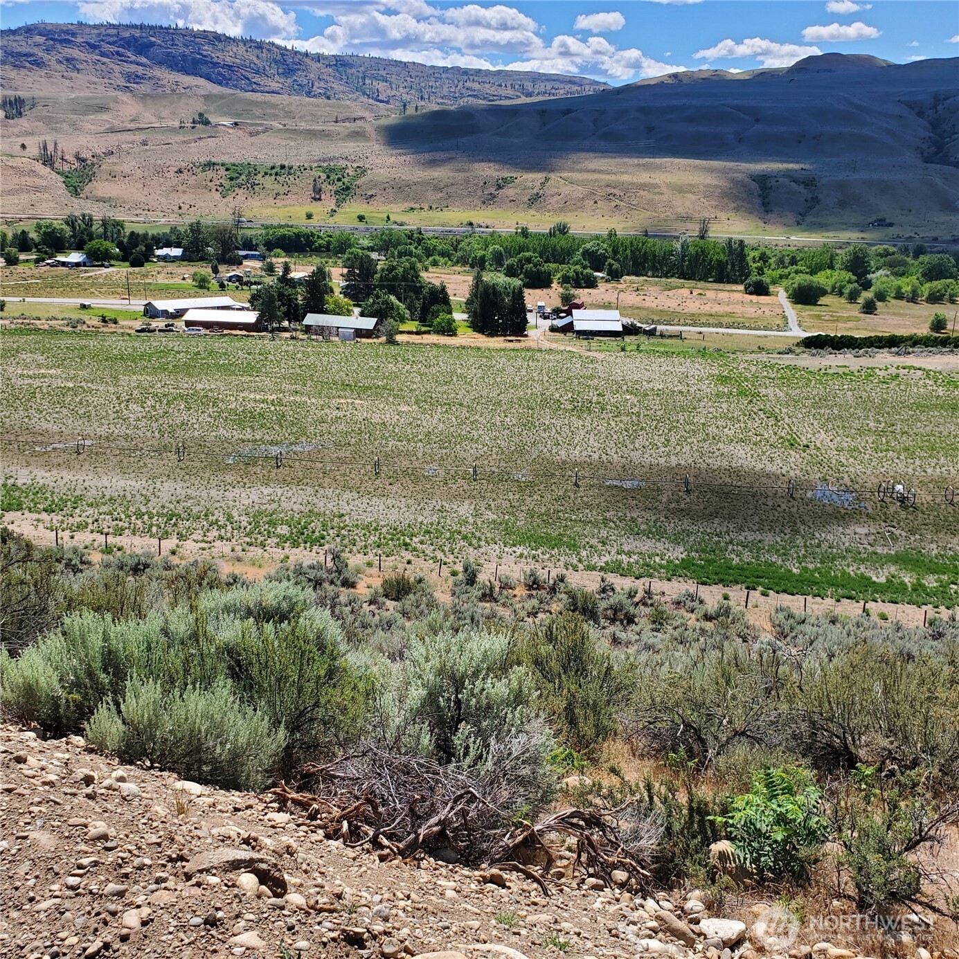 1879 Old Hwy 97 Property Photo 6