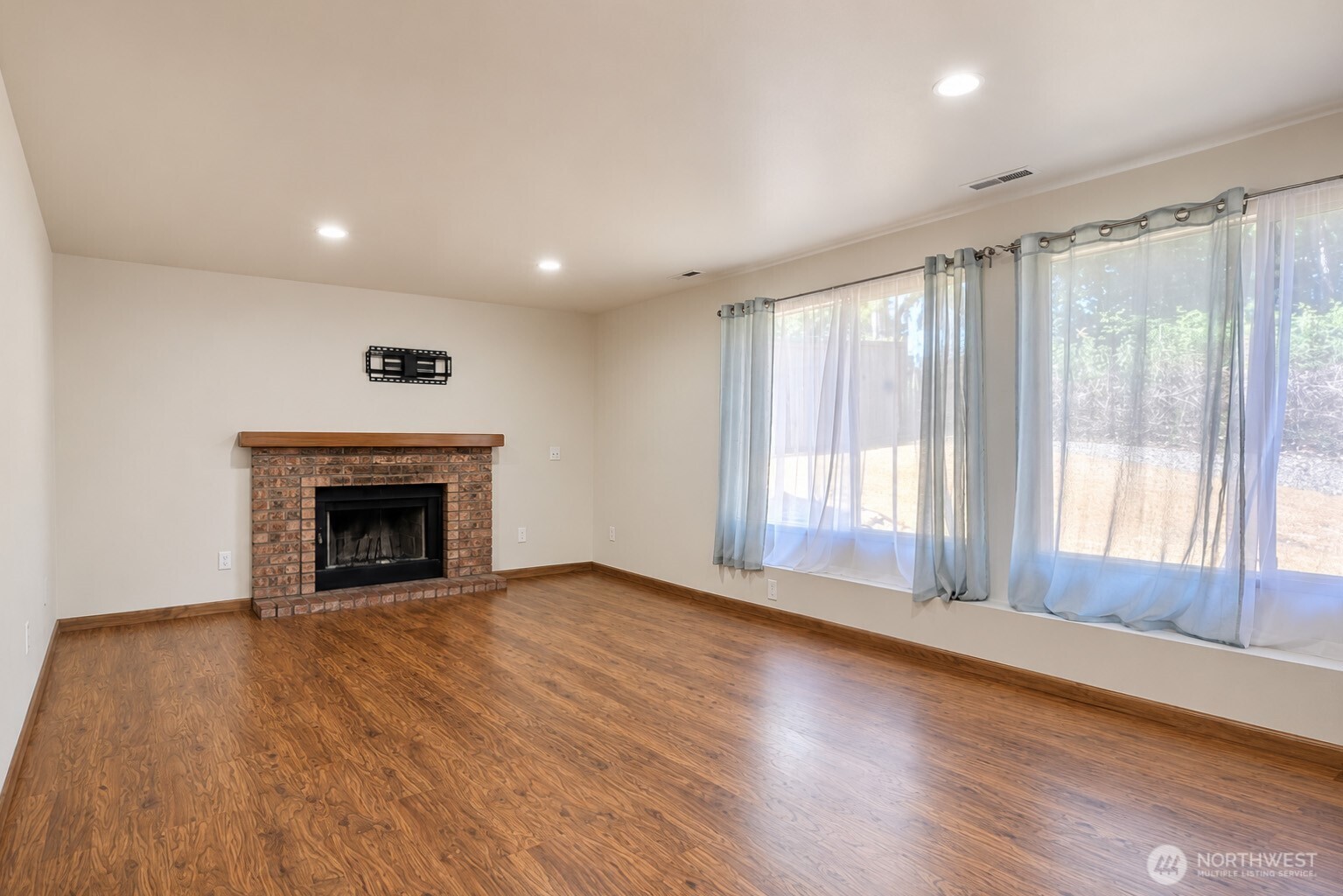 31447 117th Place Property Photo 6