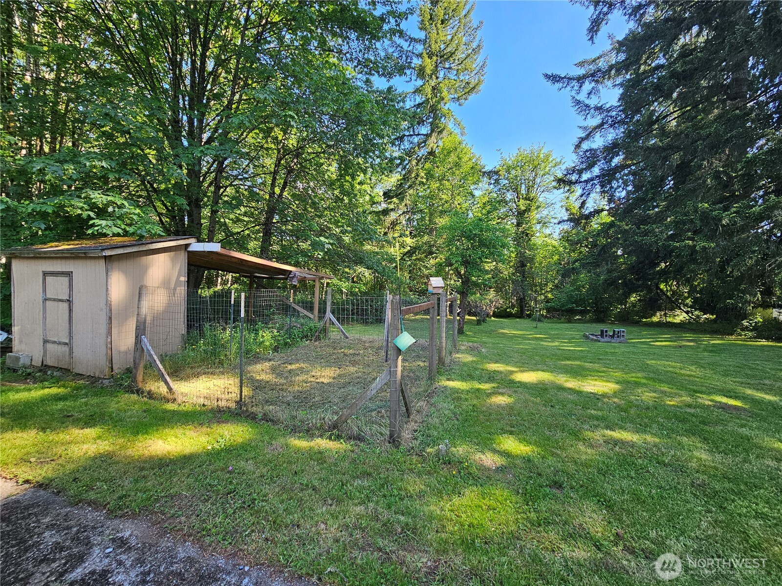 321 E Beck Street Property Photo 13