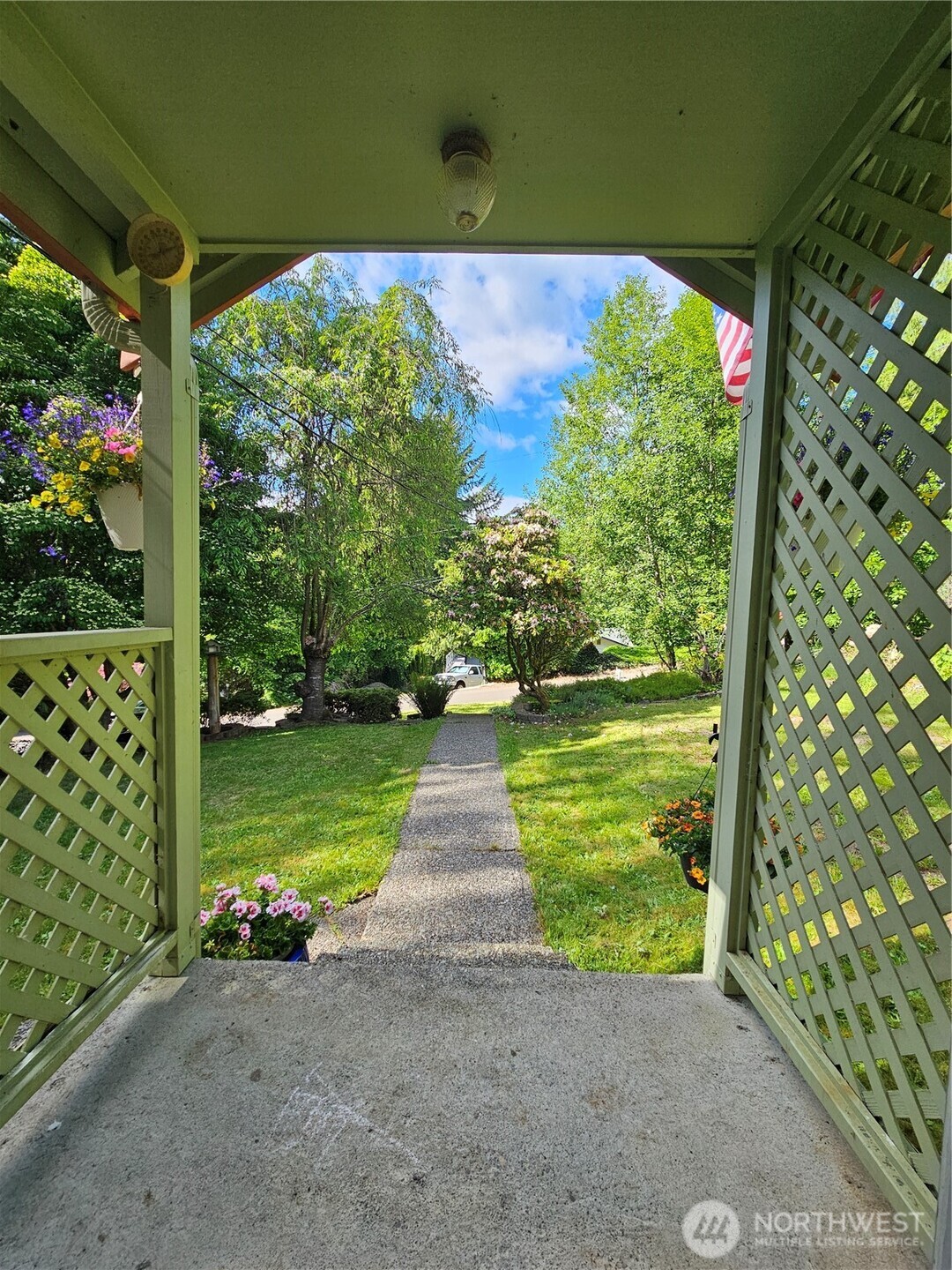321 E Beck Street Property Photo 16
