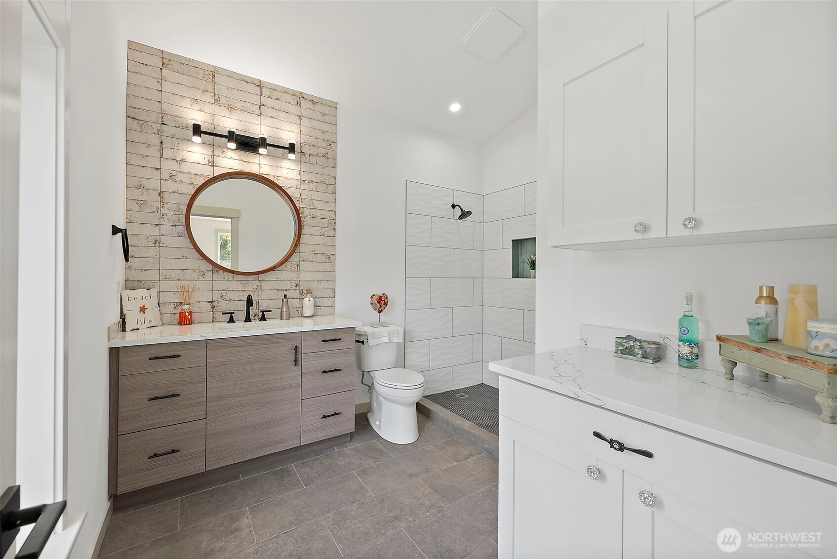 7544 Sandy Point Beach Road Property Photo 13
