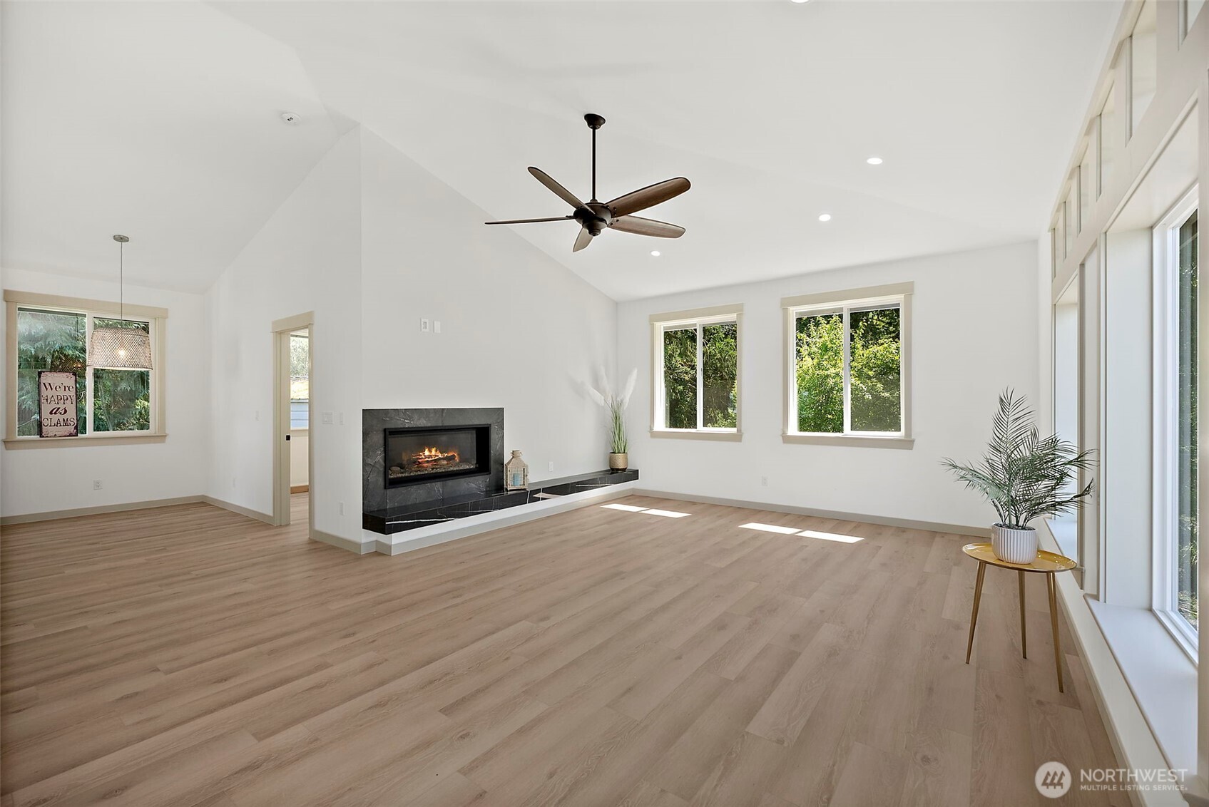 7544 Sandy Point Beach Road Property Photo 14