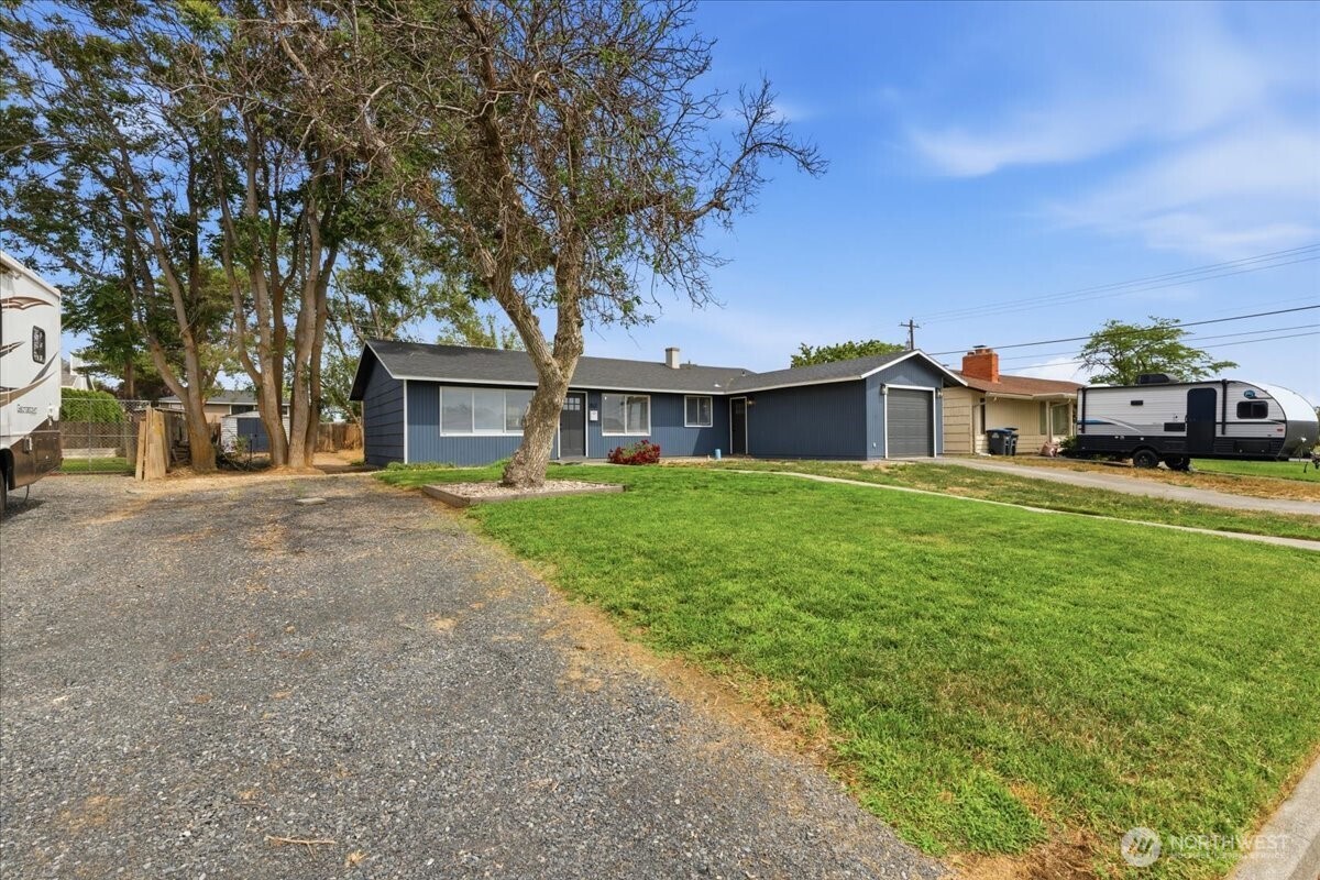 262 N Earl Road Property Photo 2
