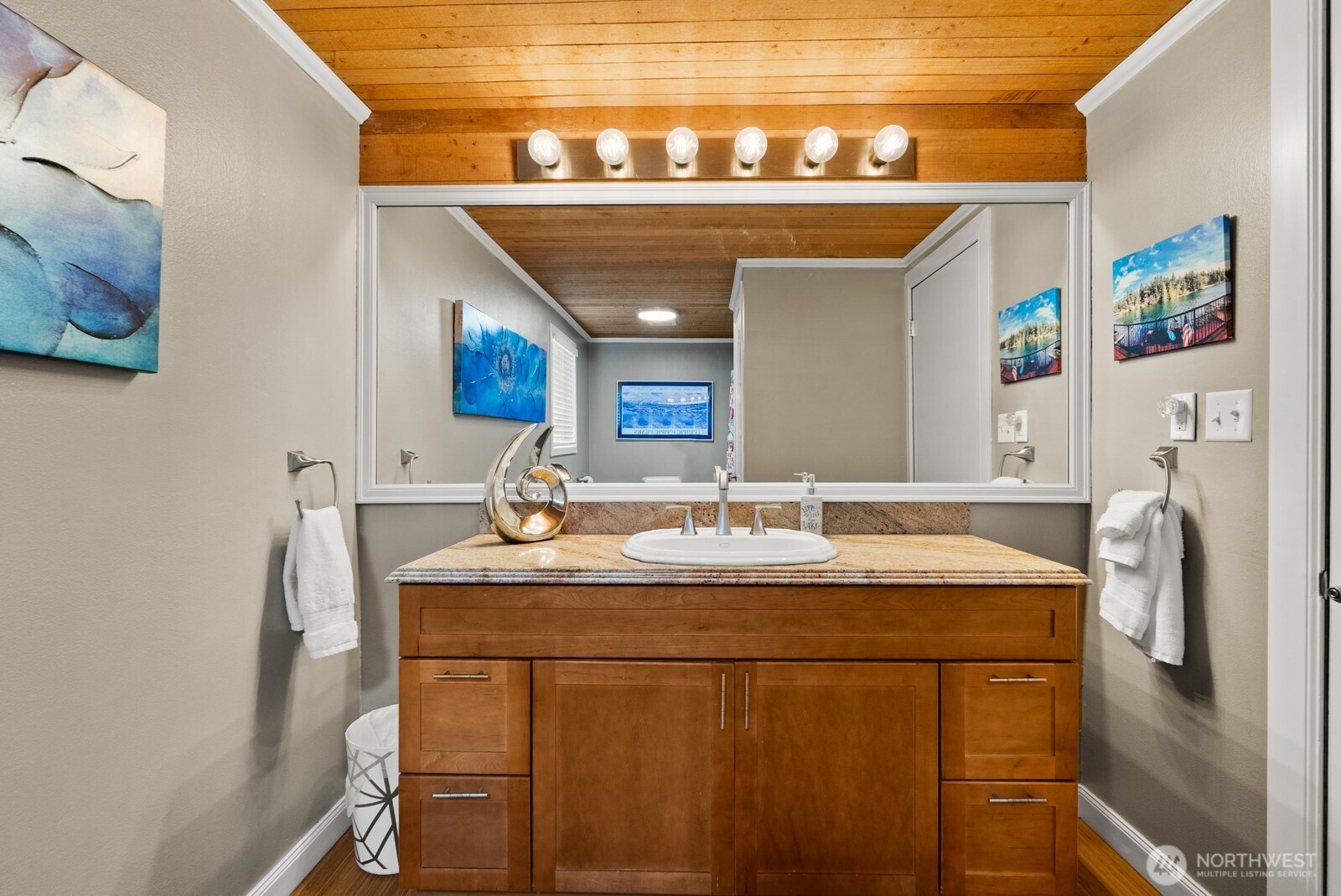 1024 Mountain View Boulevard Property Photo 19