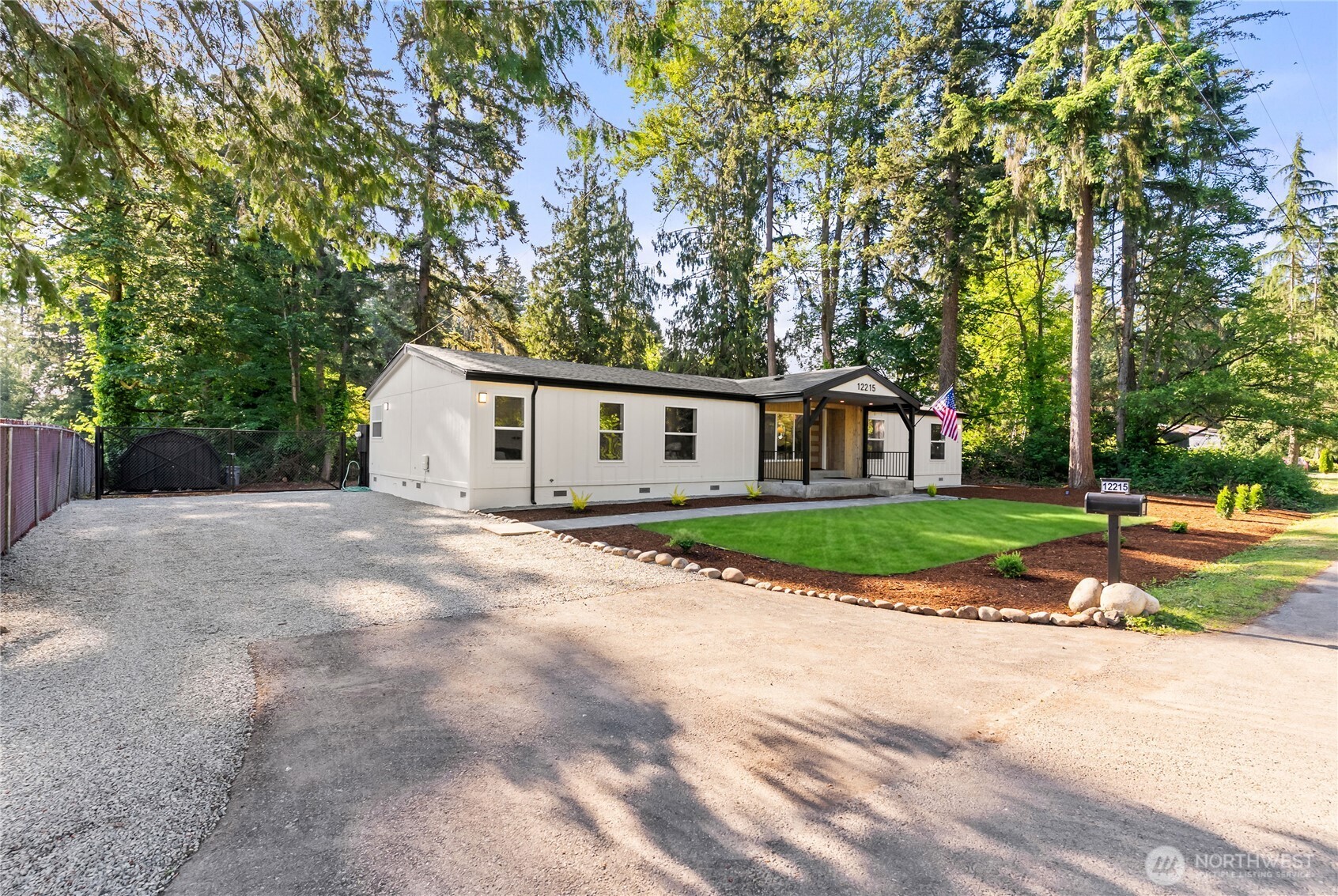 12215 58th Avenue Property Photo 7