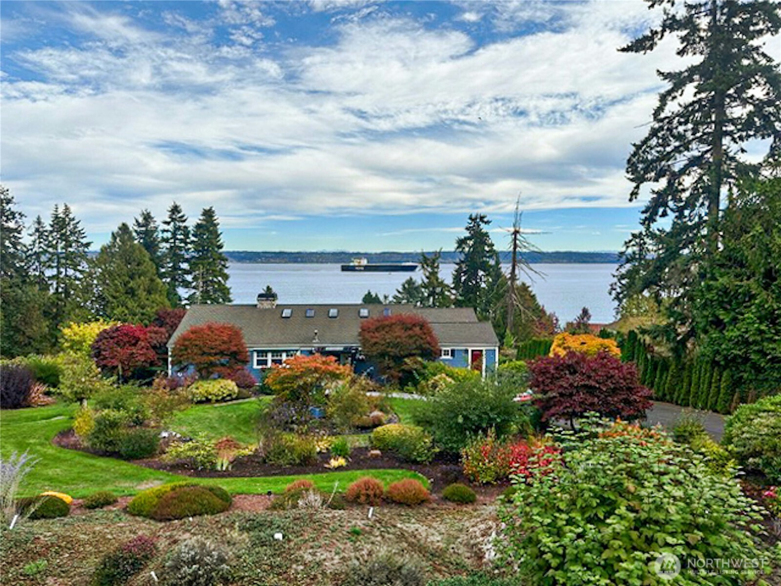 21322 Ne President Point Road Property Photo 2
