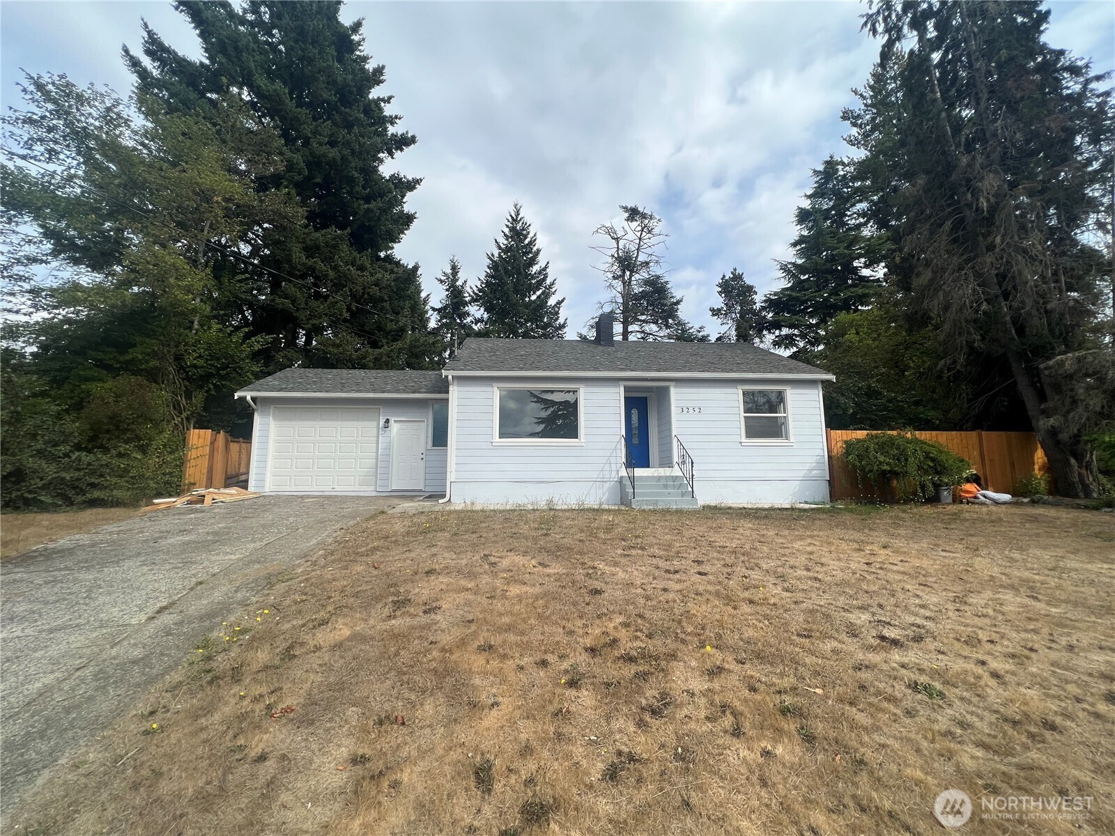 3252 Herren Avenue Property Photo 1