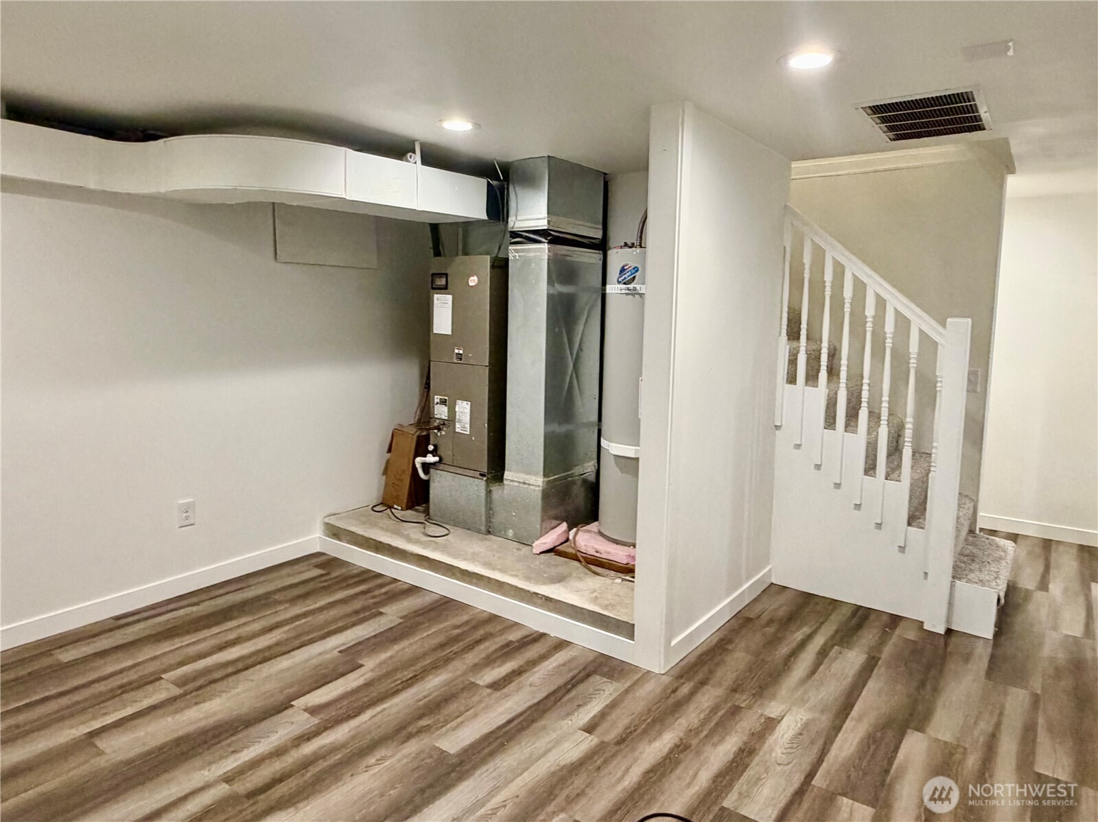 3252 Herren Avenue Property Photo 11